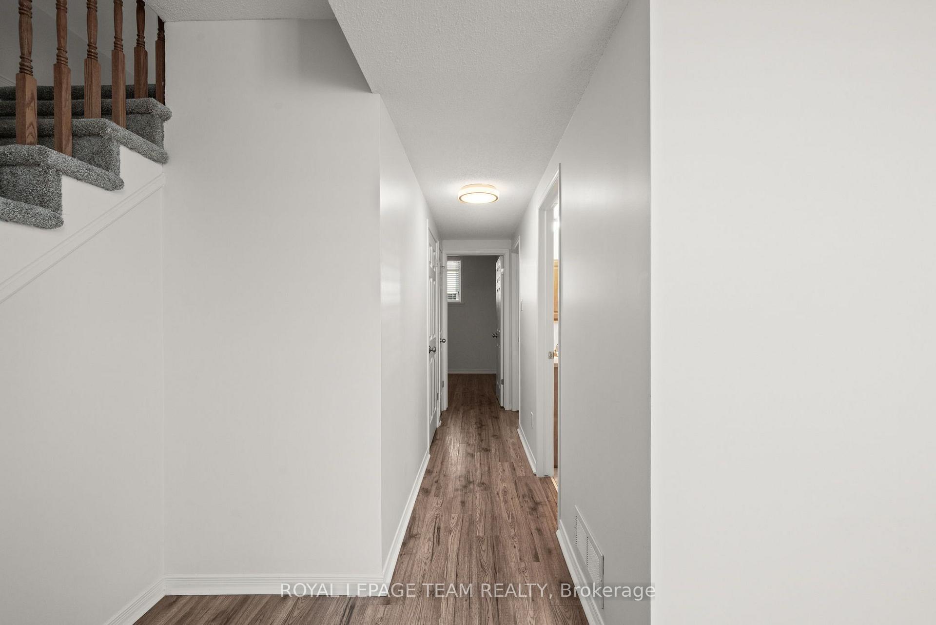 Photo 28 of 200 Keltie Private, Ottawa, Barrhaven - Longfields — HOMEH