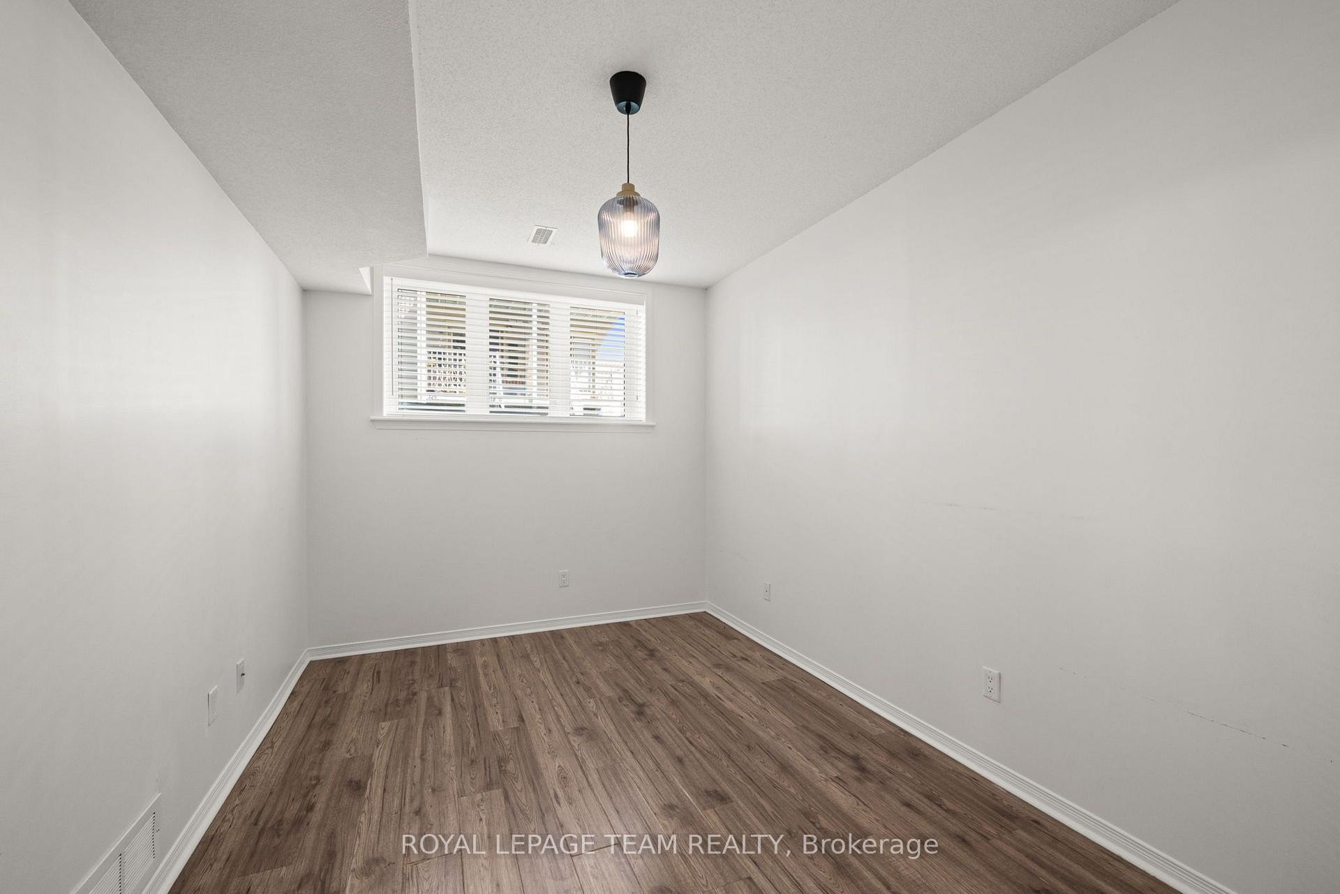 Photo 31 of 200 Keltie Private, Ottawa, Barrhaven - Longfields — HOMEH