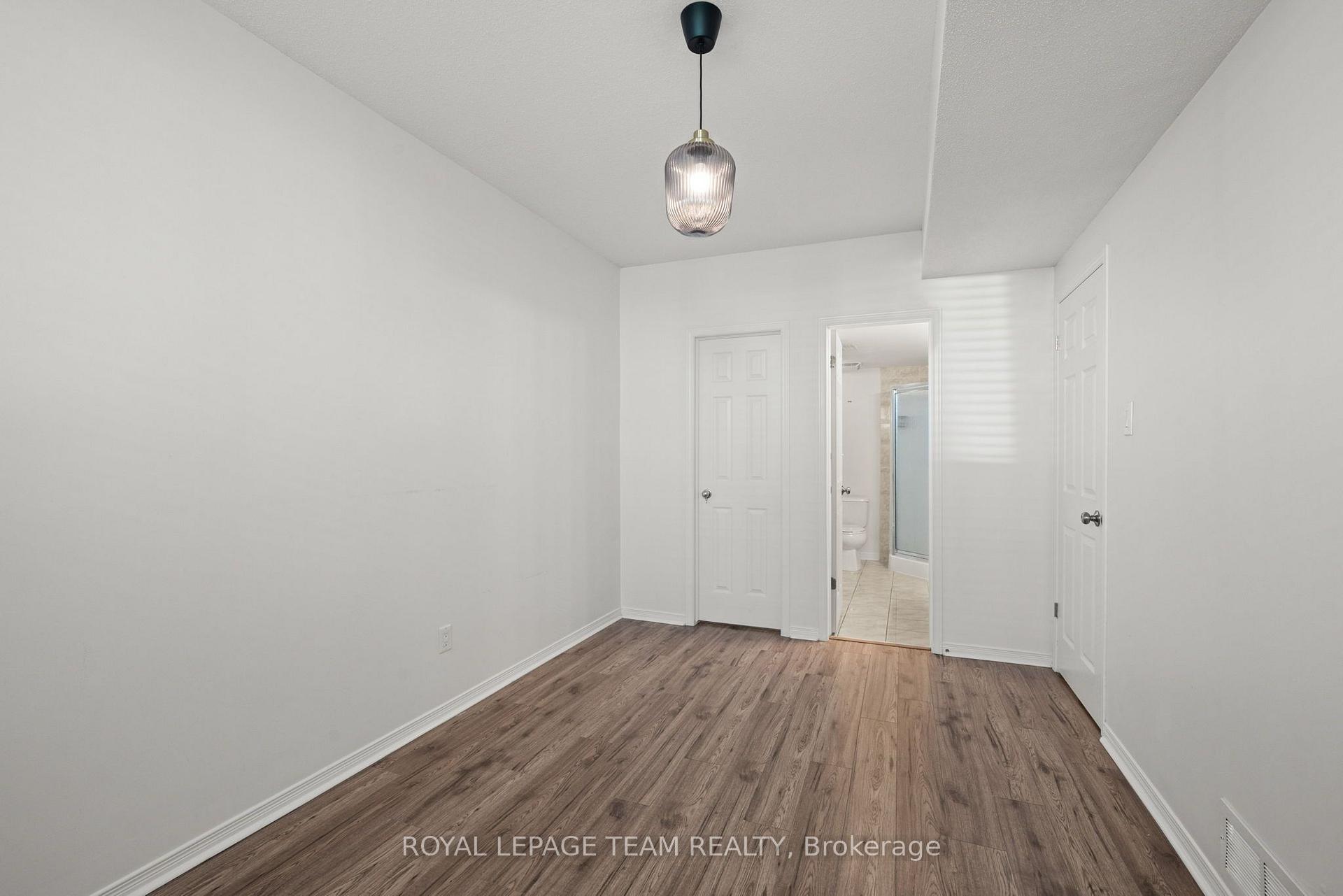 Photo 32 of 200 Keltie Private, Ottawa, Barrhaven - Longfields — HOMEH