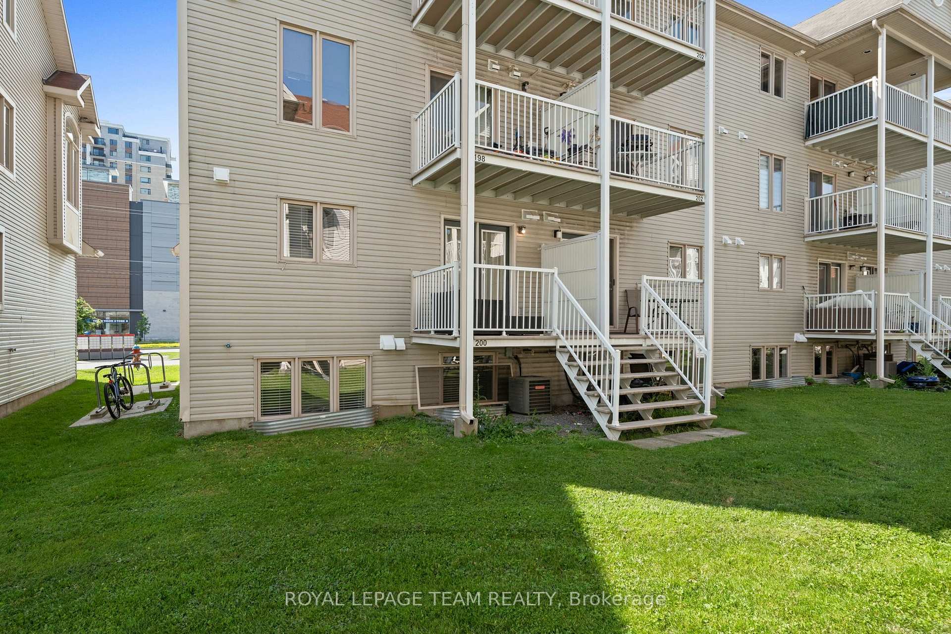 Photo 40 of 200 Keltie Private, Ottawa, Barrhaven - Longfields — HOMEH