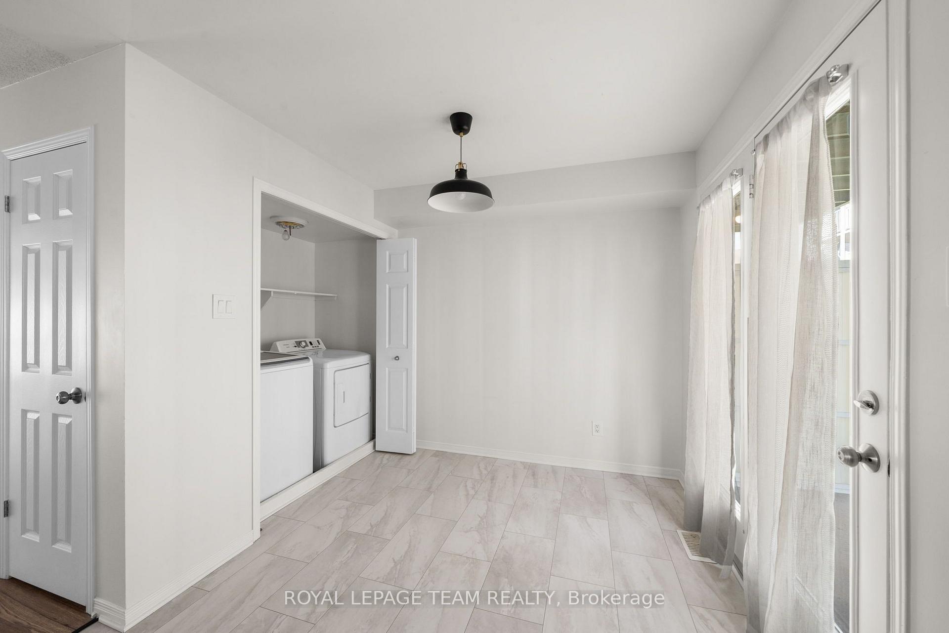 Photo 19 of 200 Keltie Private, Ottawa, Barrhaven - Longfields — HOMEH