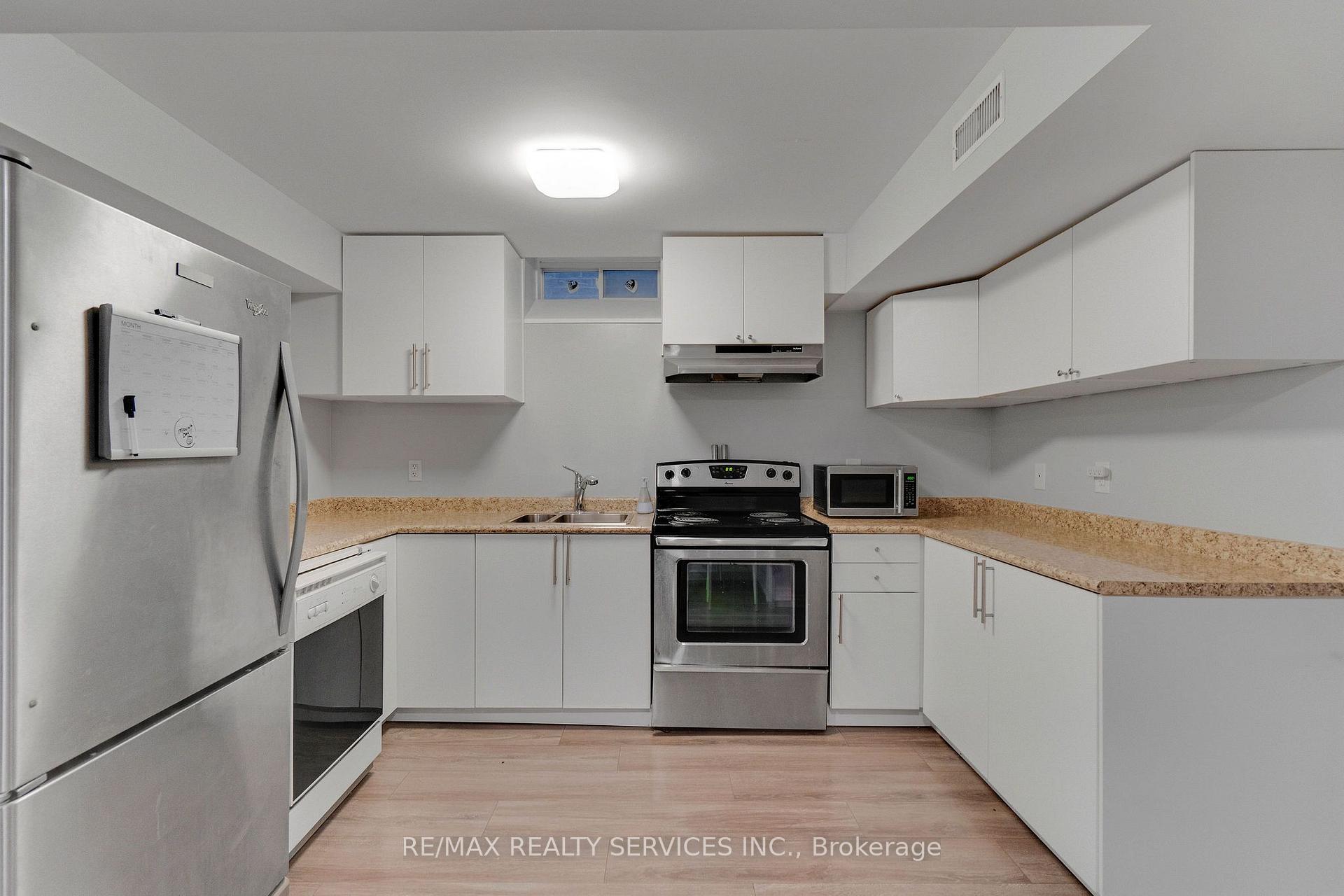 Photo 9 of Unit Bsmt, 28 Manzanita Crescent, Brampton, Northwest Brampton — HOMEH