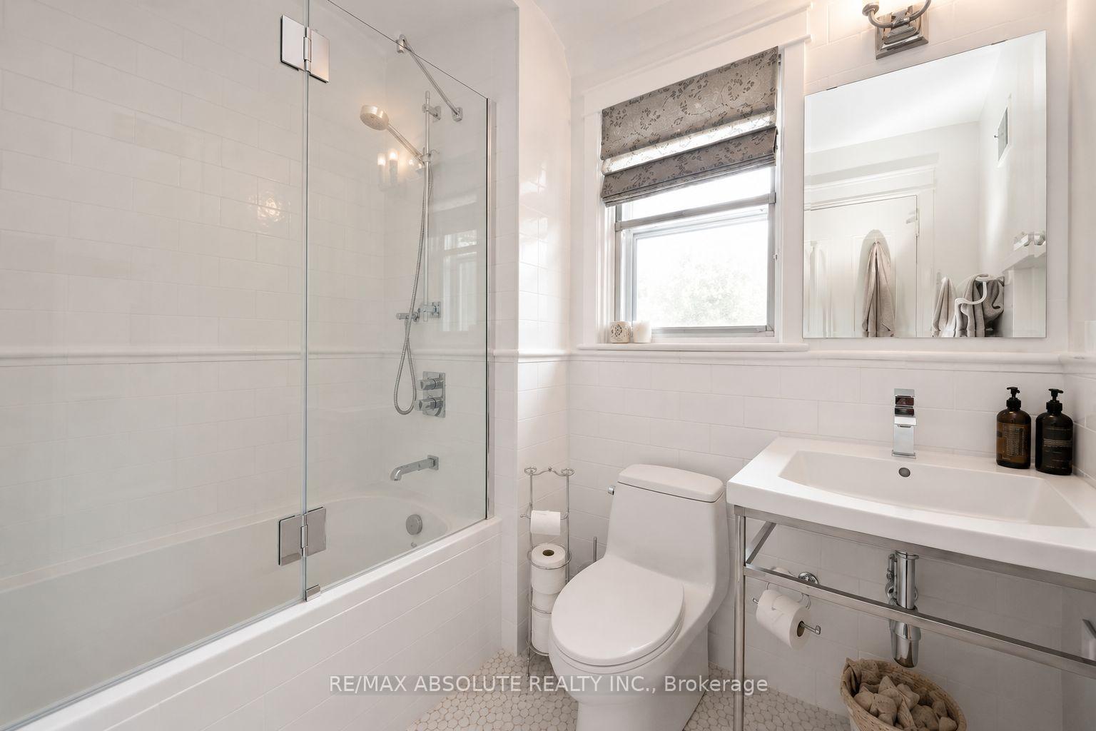 Photo 13 of 1 Arundel Avenue, Ottawa, Manor Park — HOMEH