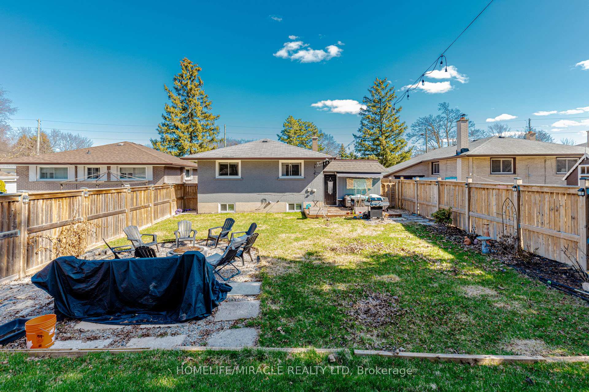 Photo 44 of 403 Delrex Boulevard, Halton Hills, Georgetown — HOMEH