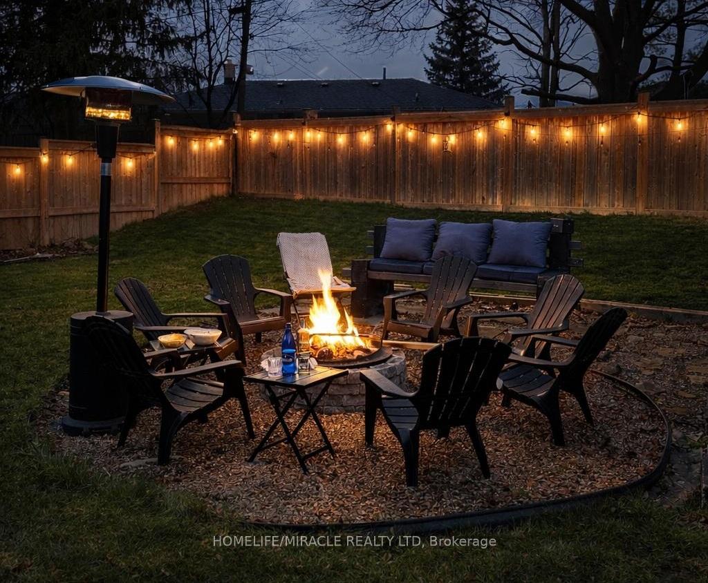 Photo 48 of 403 Delrex Boulevard, Halton Hills, Georgetown — HOMEH
