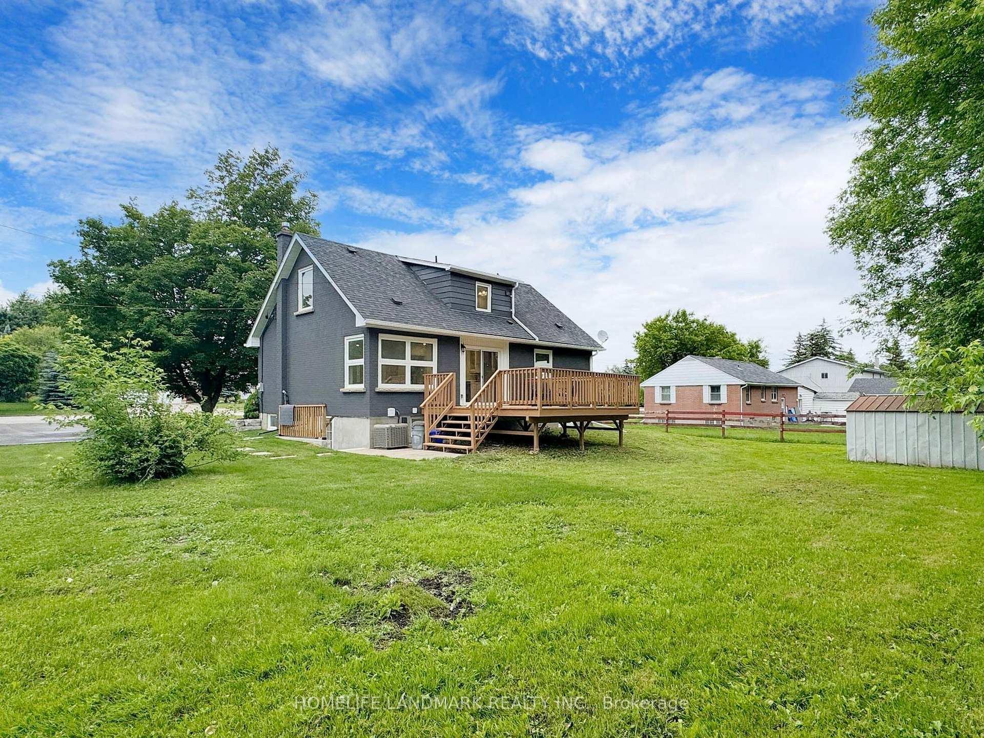 Photo of Unit Unit 2, 1661 Mount Albert Road