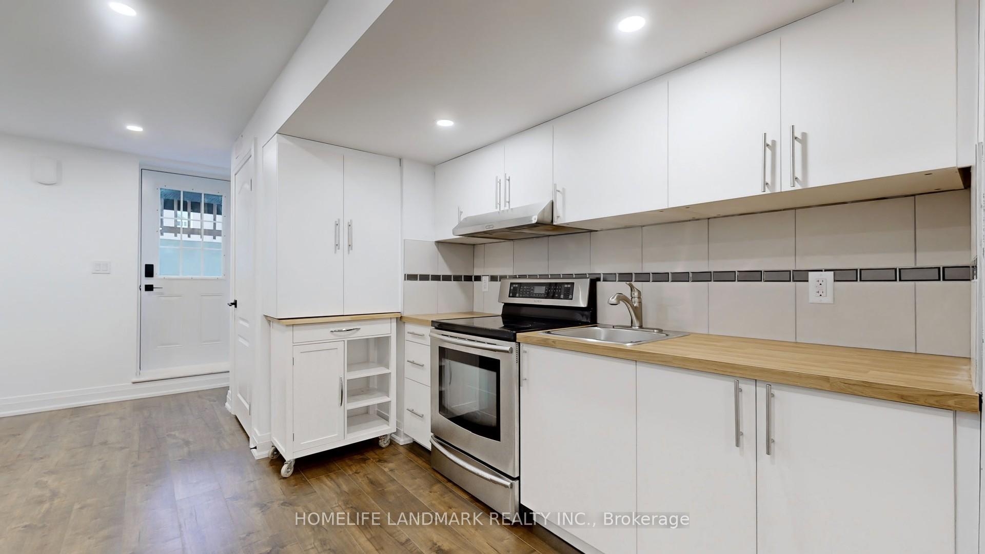 Photo 4 of Unit Unit 2, 1661 Mount Albert Road, East Gwillimbury, Sharon — HOMEH