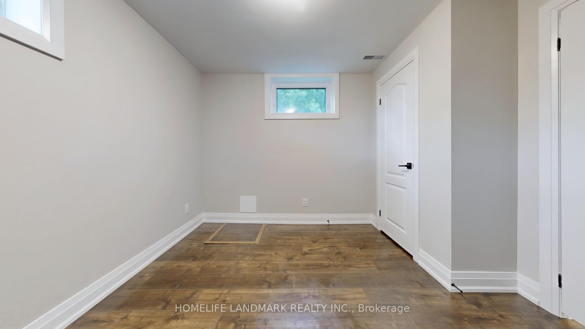 Photo 10 of Unit Unit 2, 1661 Mount Albert Road, East Gwillimbury, Sharon — HOMEH