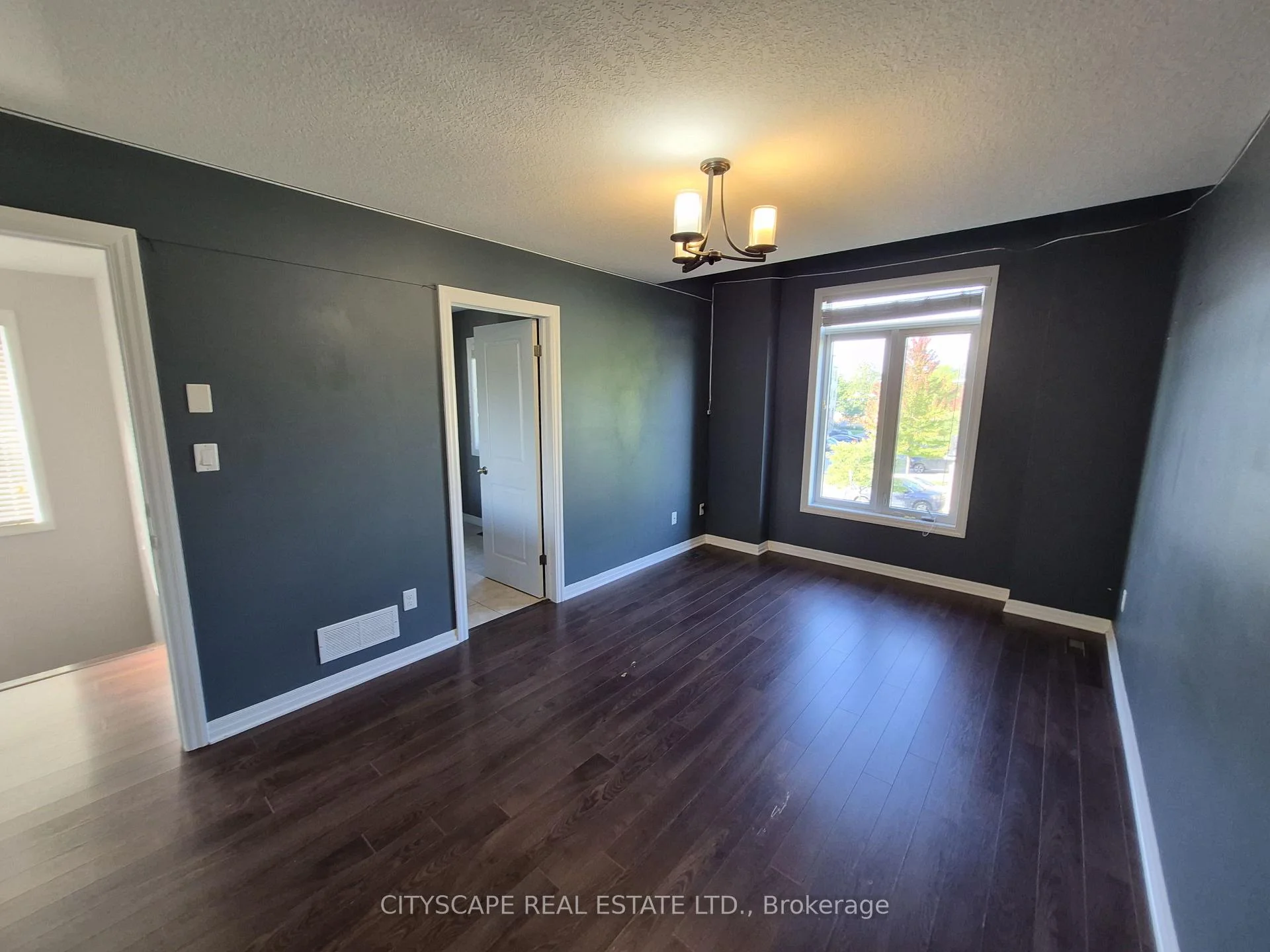 Photo 15 of Unit Suite 5, 112 North Centre Road, London, North B — HOMEH