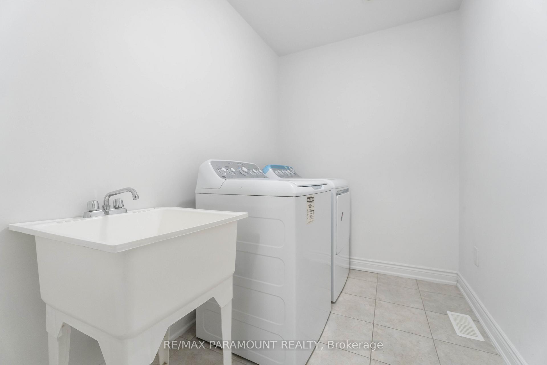 Photo 10 of 20 Vaughn Drive, Thorold, Hurricane/Merrittville — HOMEH