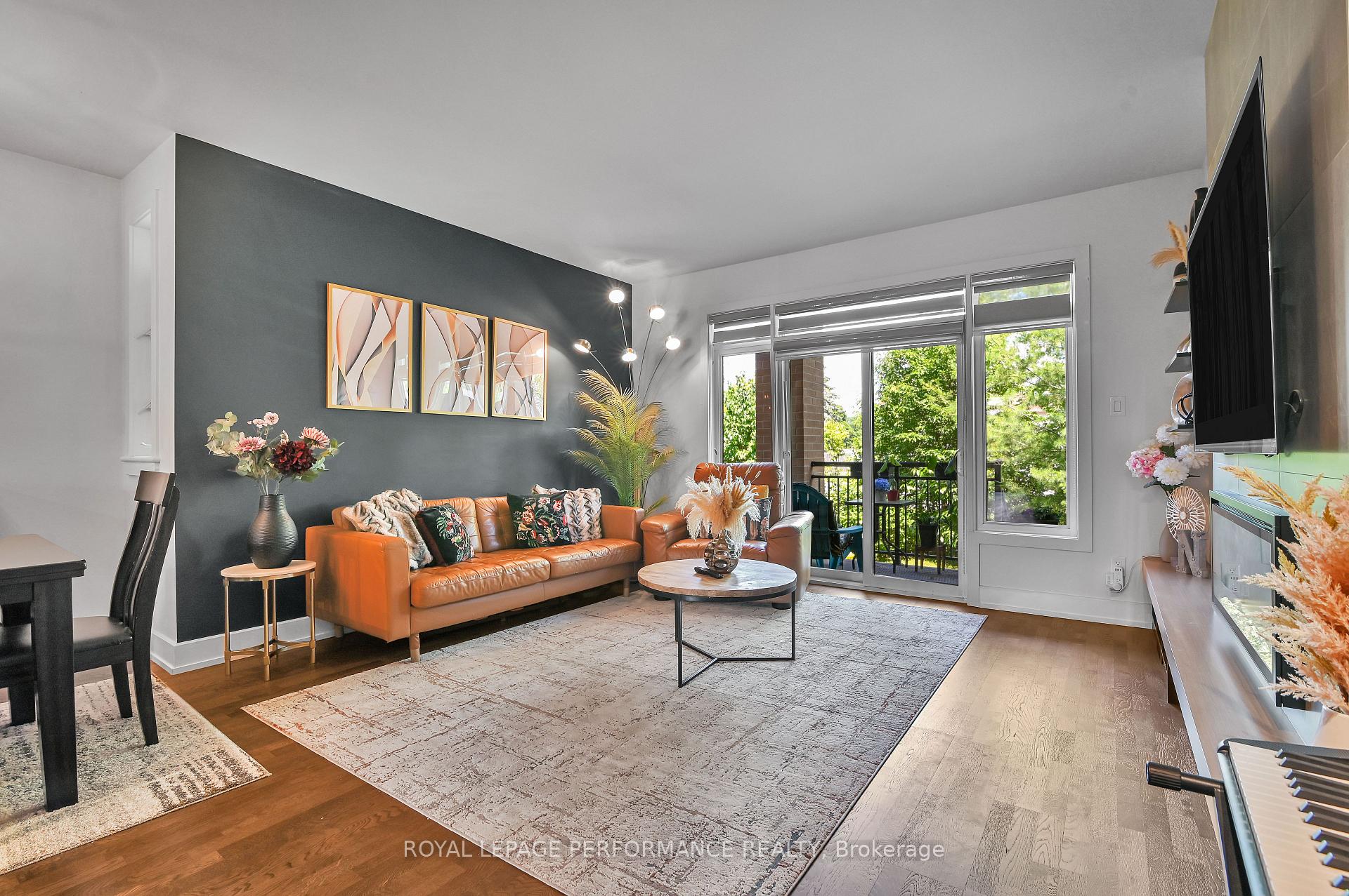 Photo 16 of Unit 23, 24 Bergeron Private, Ottawa, Chapel Hill — HOMEH