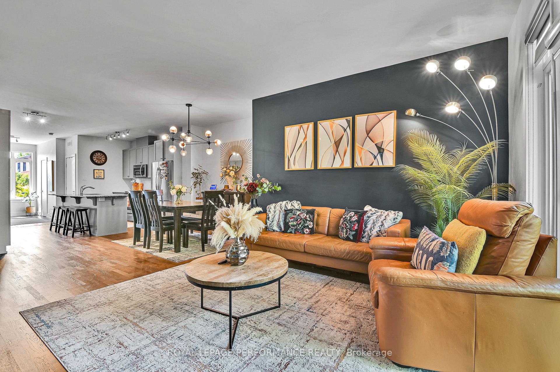 Photo 18 of Unit 23, 24 Bergeron Private, Ottawa, Chapel Hill — HOMEH