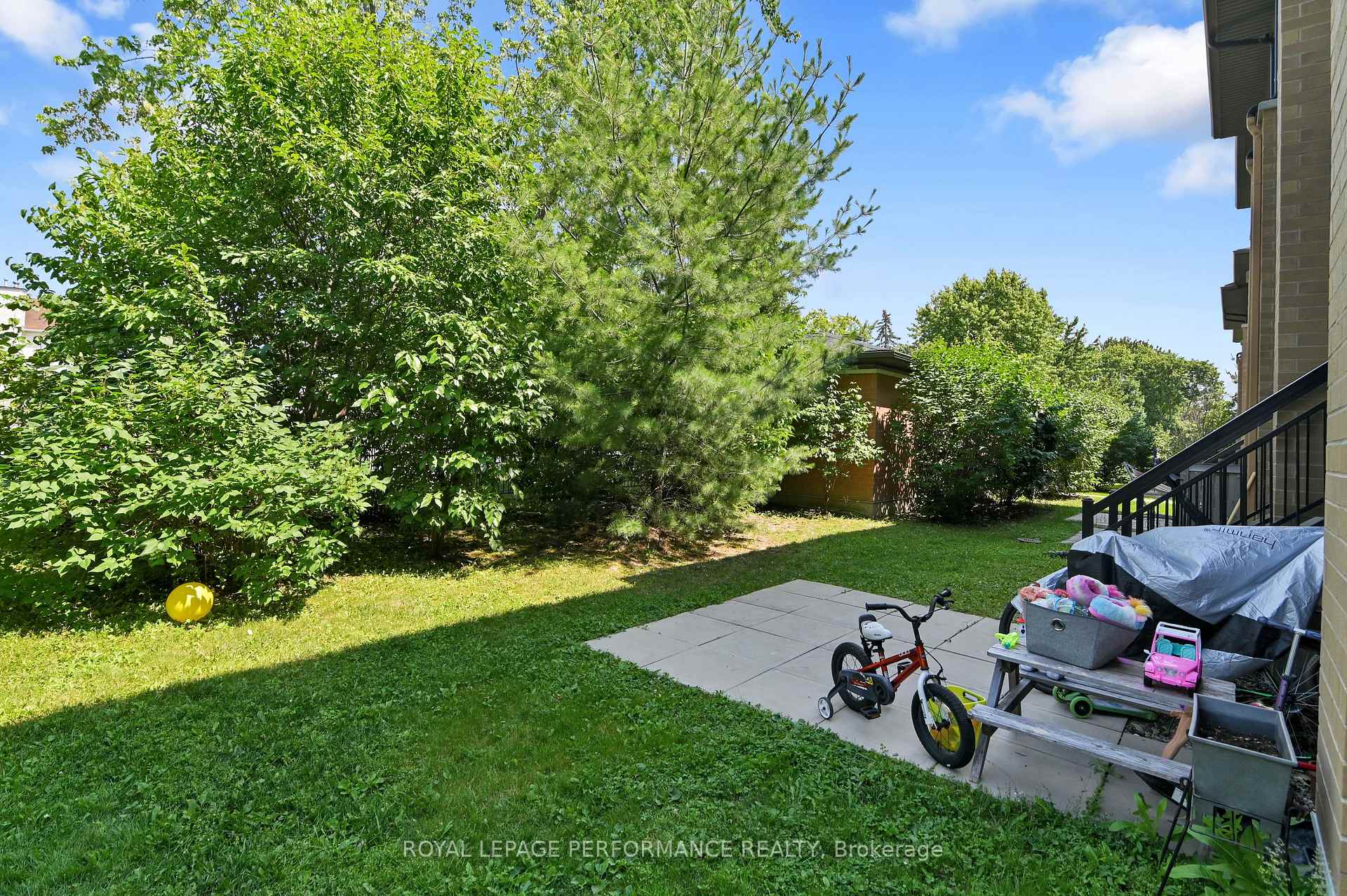 Photo 32 of Unit 23, 24 Bergeron Private, Ottawa, Chapel Hill — HOMEH