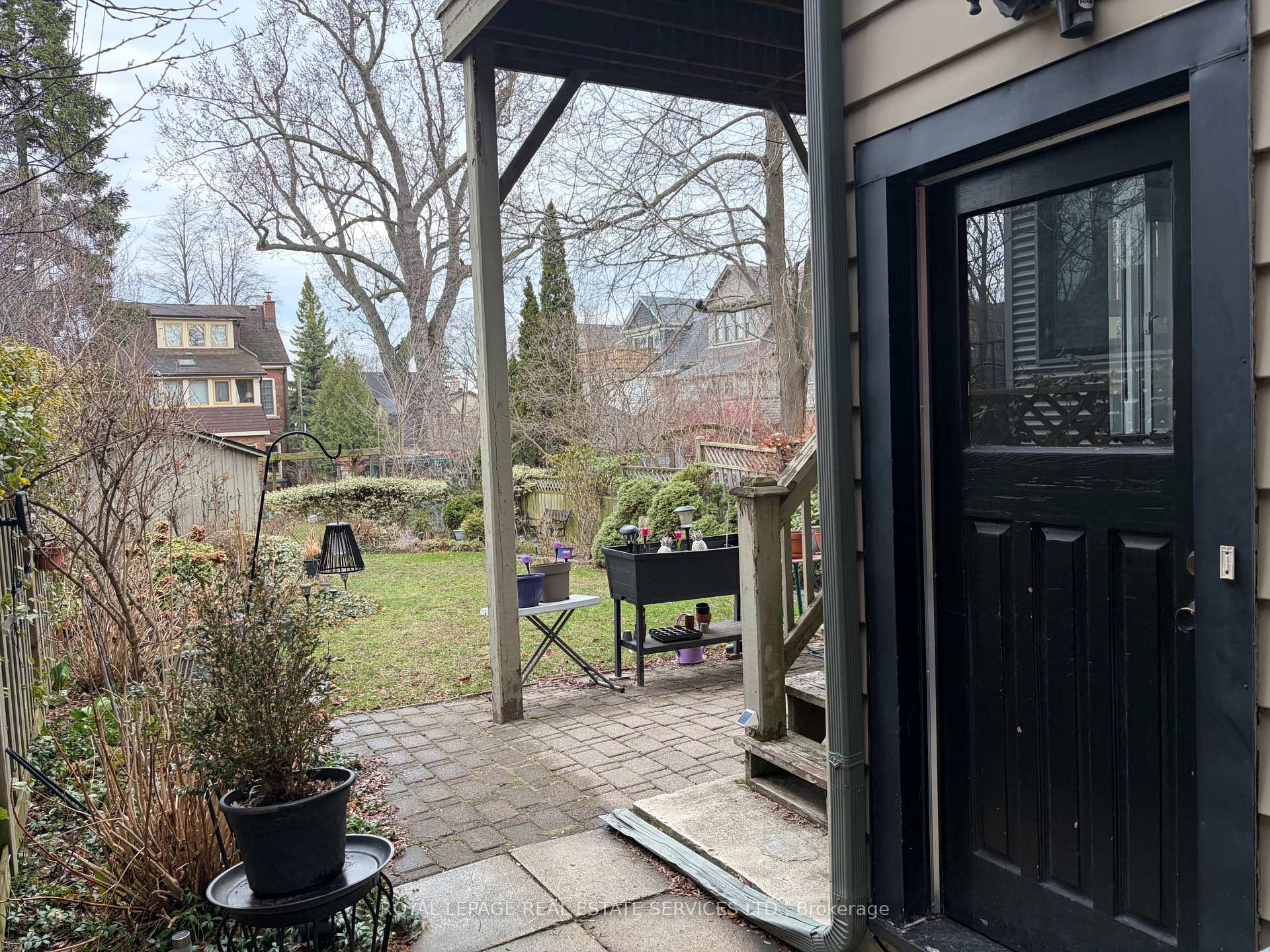Photo 2 of Unit Basement, 187 Geoffrey Street, Toronto, High Park-Swansea — HOMEH