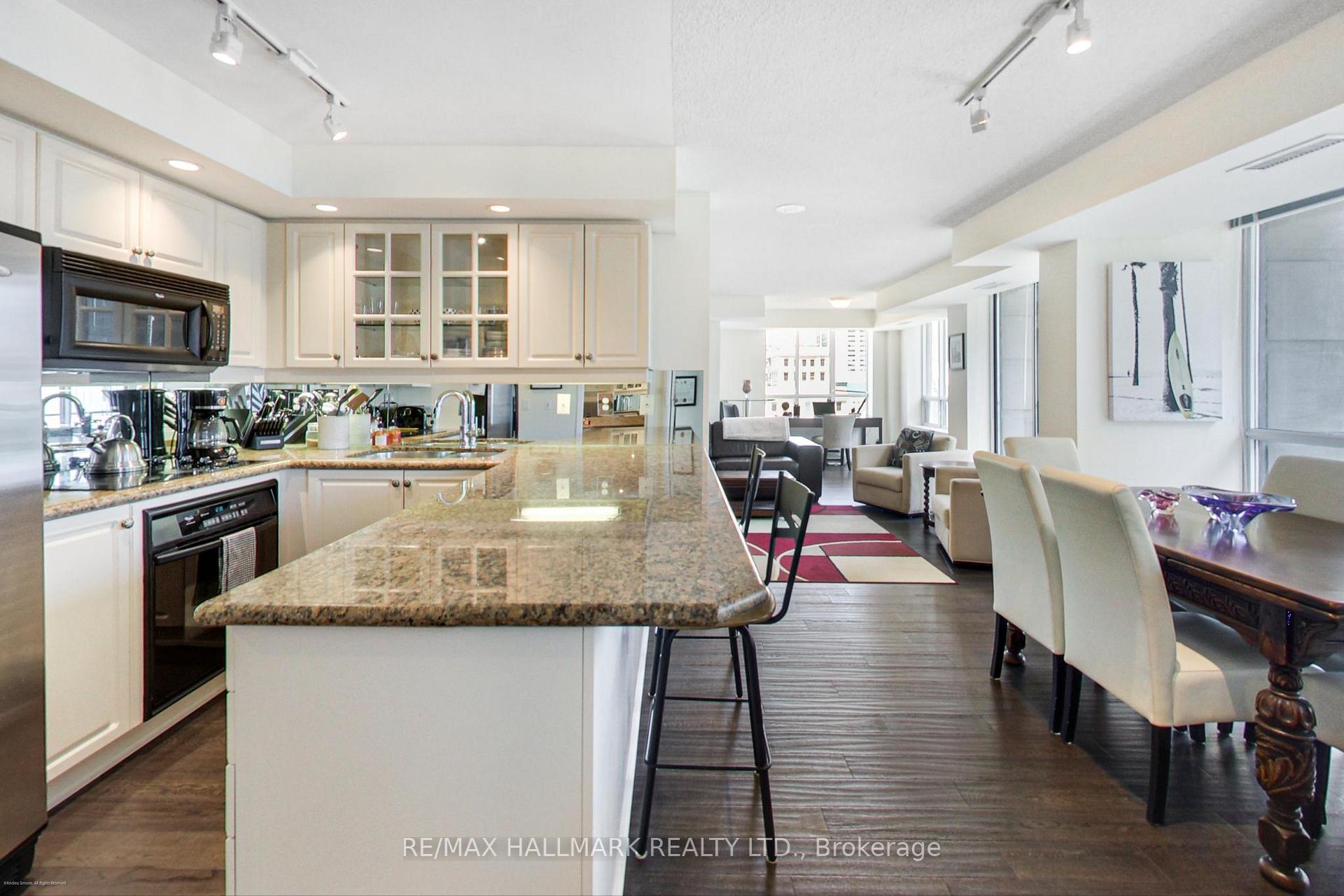 Photo 8 of Unit PH09, 140 Simcoe Street, Toronto, Waterfront Communities — HOMEH