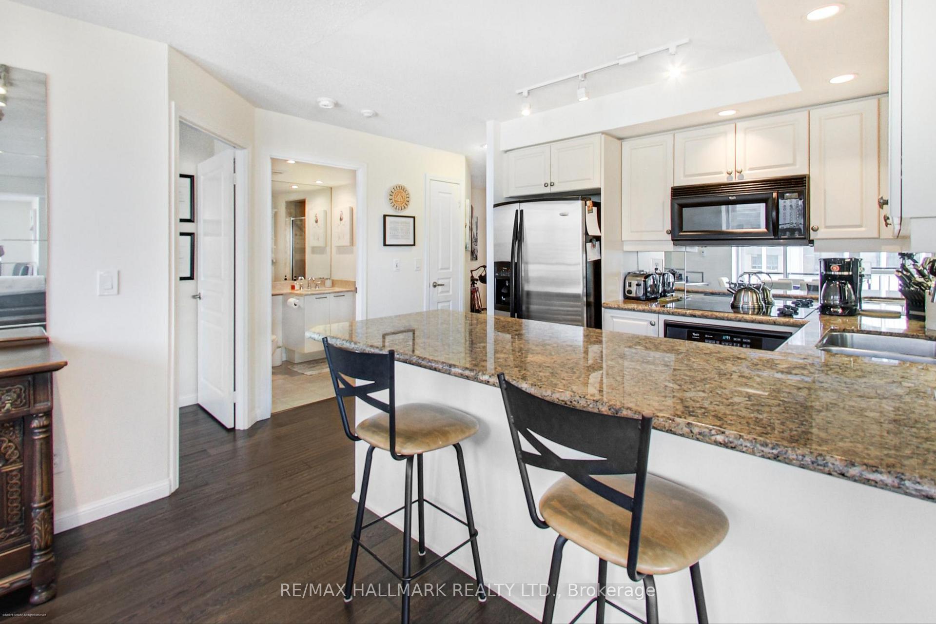 Photo 10 of Unit PH09, 140 Simcoe Street, Toronto, Waterfront Communities — HOMEH