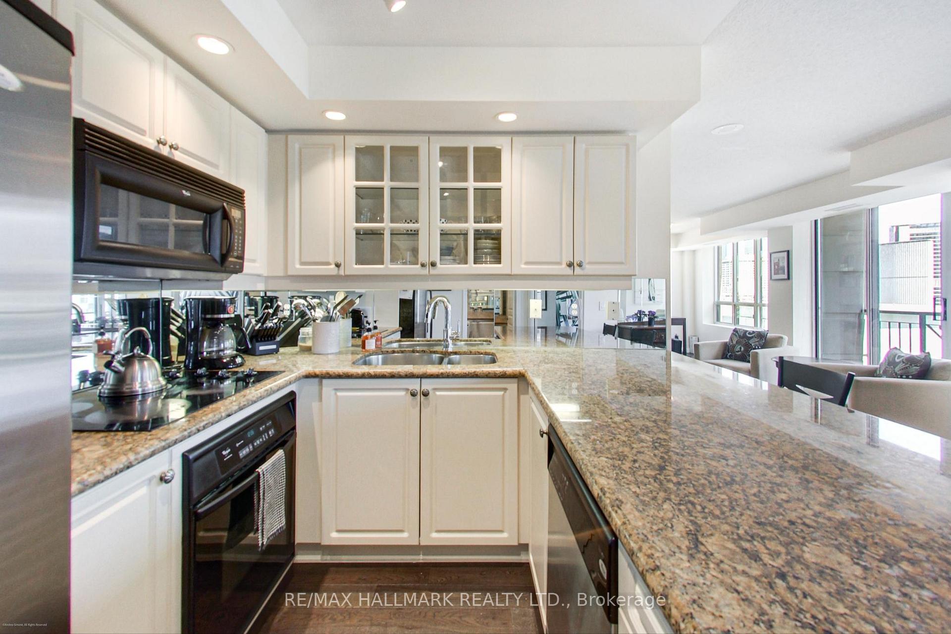 Photo 11 of Unit PH09, 140 Simcoe Street, Toronto, Waterfront Communities — HOMEH