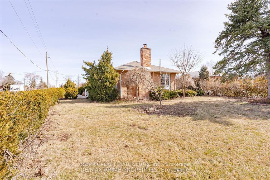 Photo 27 of 492 Pinegrove Road, Oakville, West — HOMEH