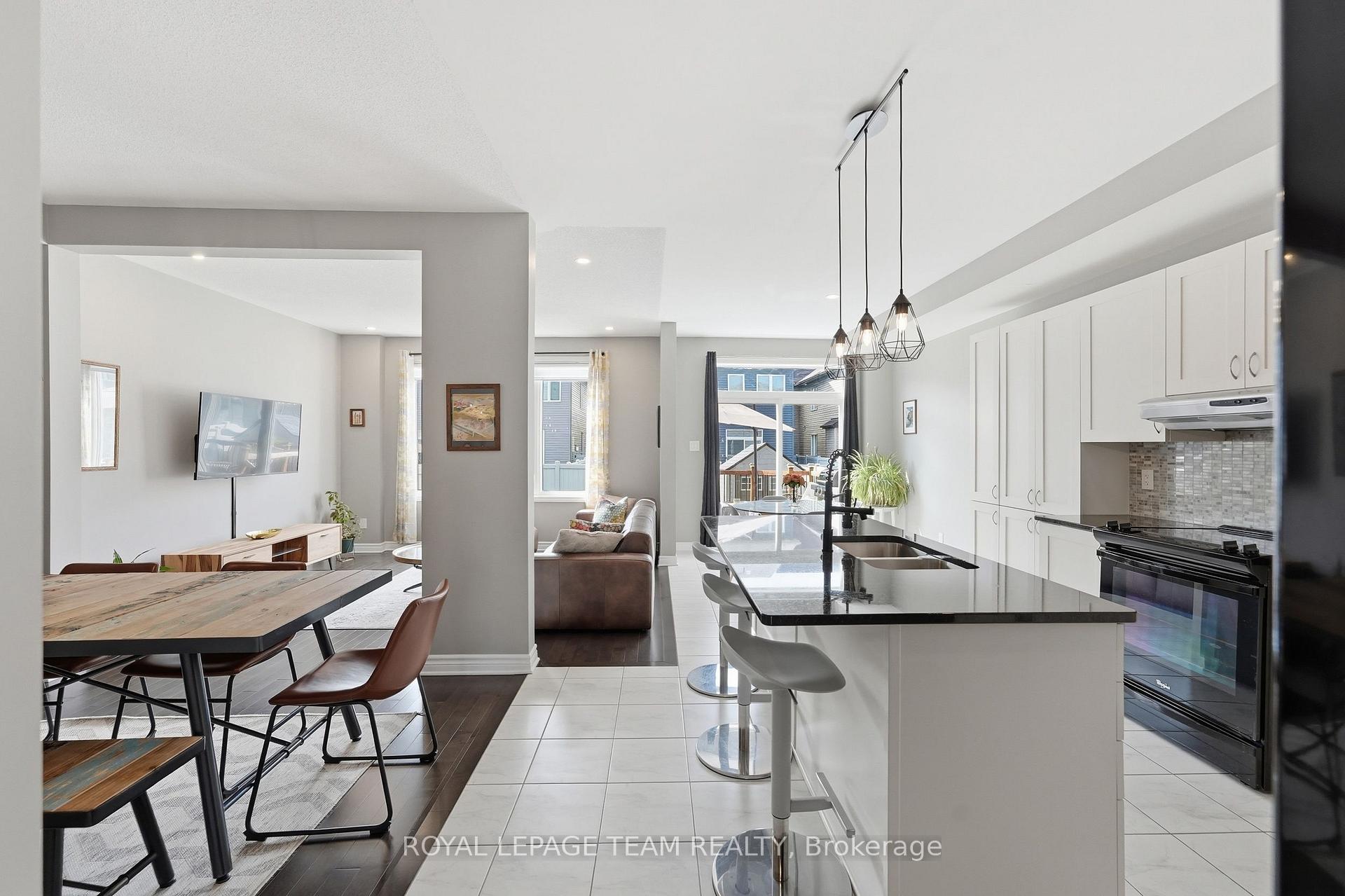 Photo 11 of 262 Hepatica Way, Ottawa, Avalon West — HOMEH