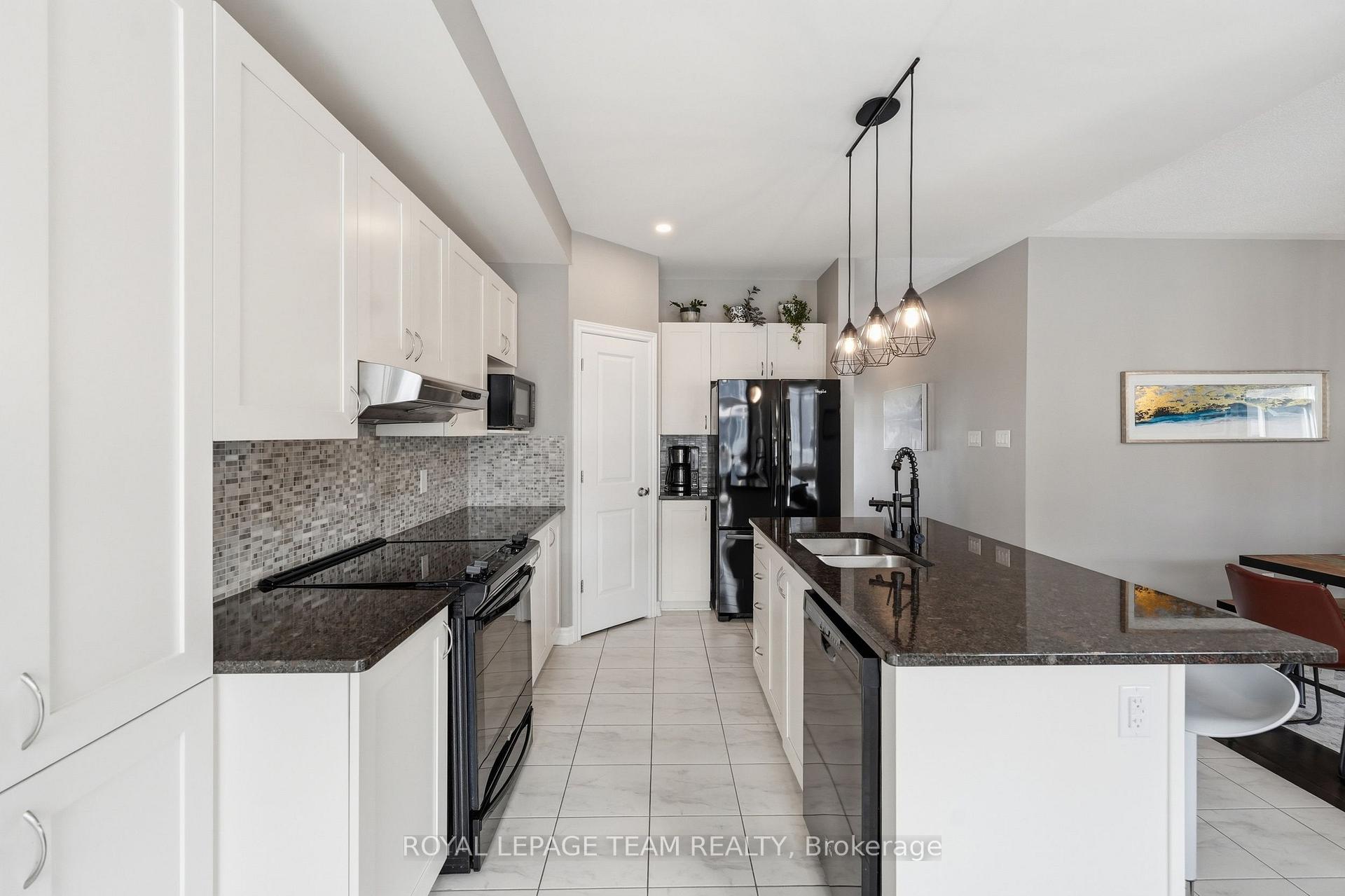Photo 16 of 262 Hepatica Way, Ottawa, Avalon West — HOMEH