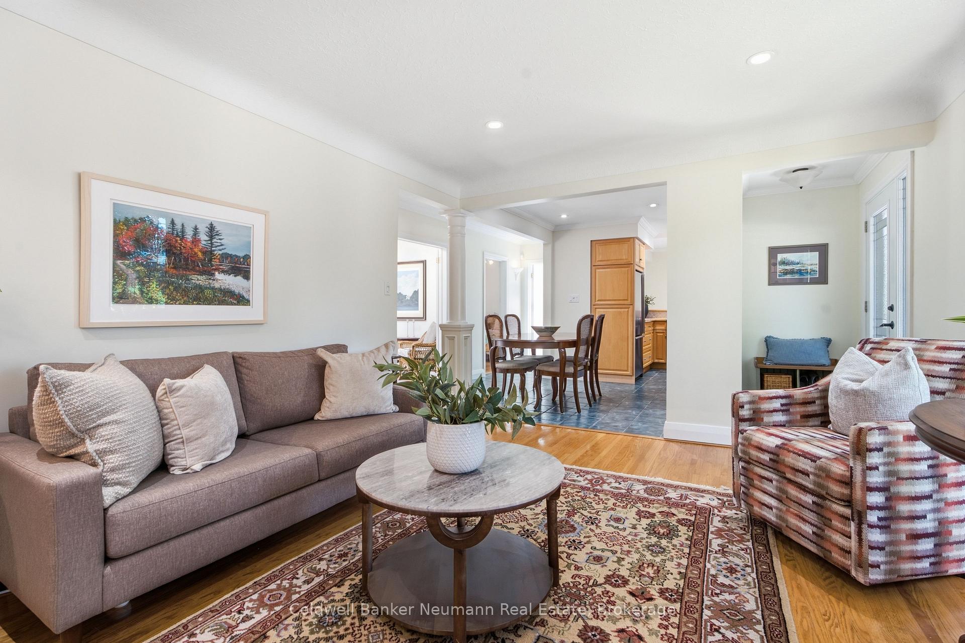 Photo 11 of 35 Gladstone Avenue, Guelph, Riverside Park — HOMEH