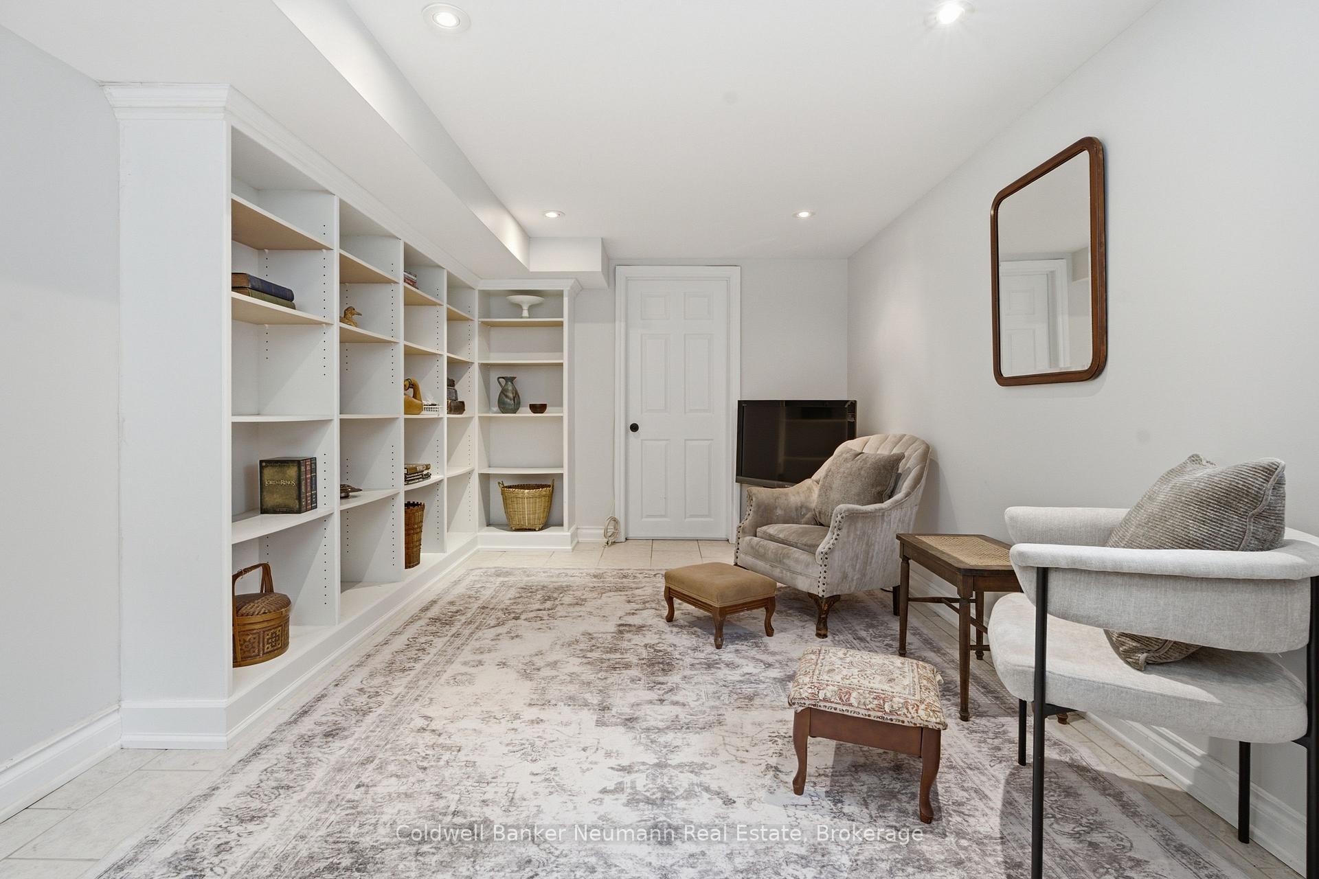Photo 24 of 35 Gladstone Avenue, Guelph, Riverside Park — HOMEH