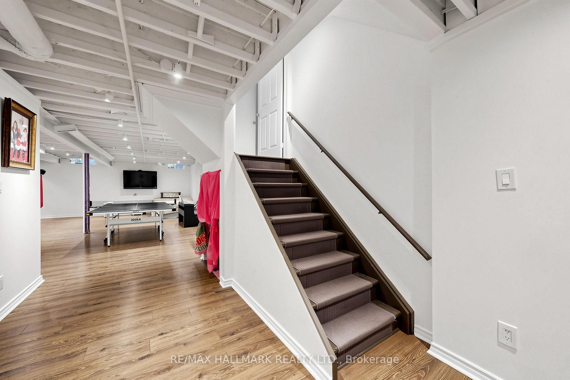Photo 31 of 14 Kerr Lane, Aurora, Bayview Northeast — HOMEH