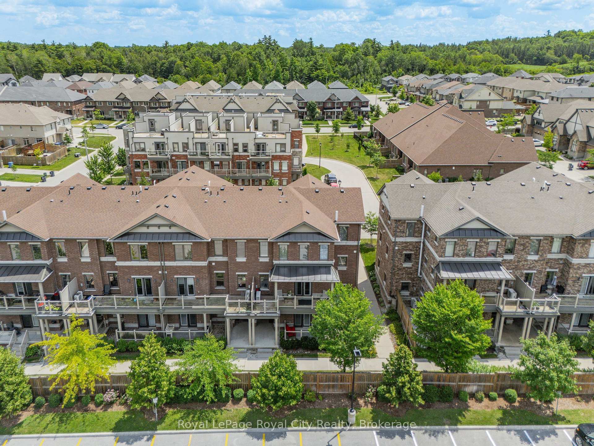 Front of Unit 30, 39 Kay Crescent