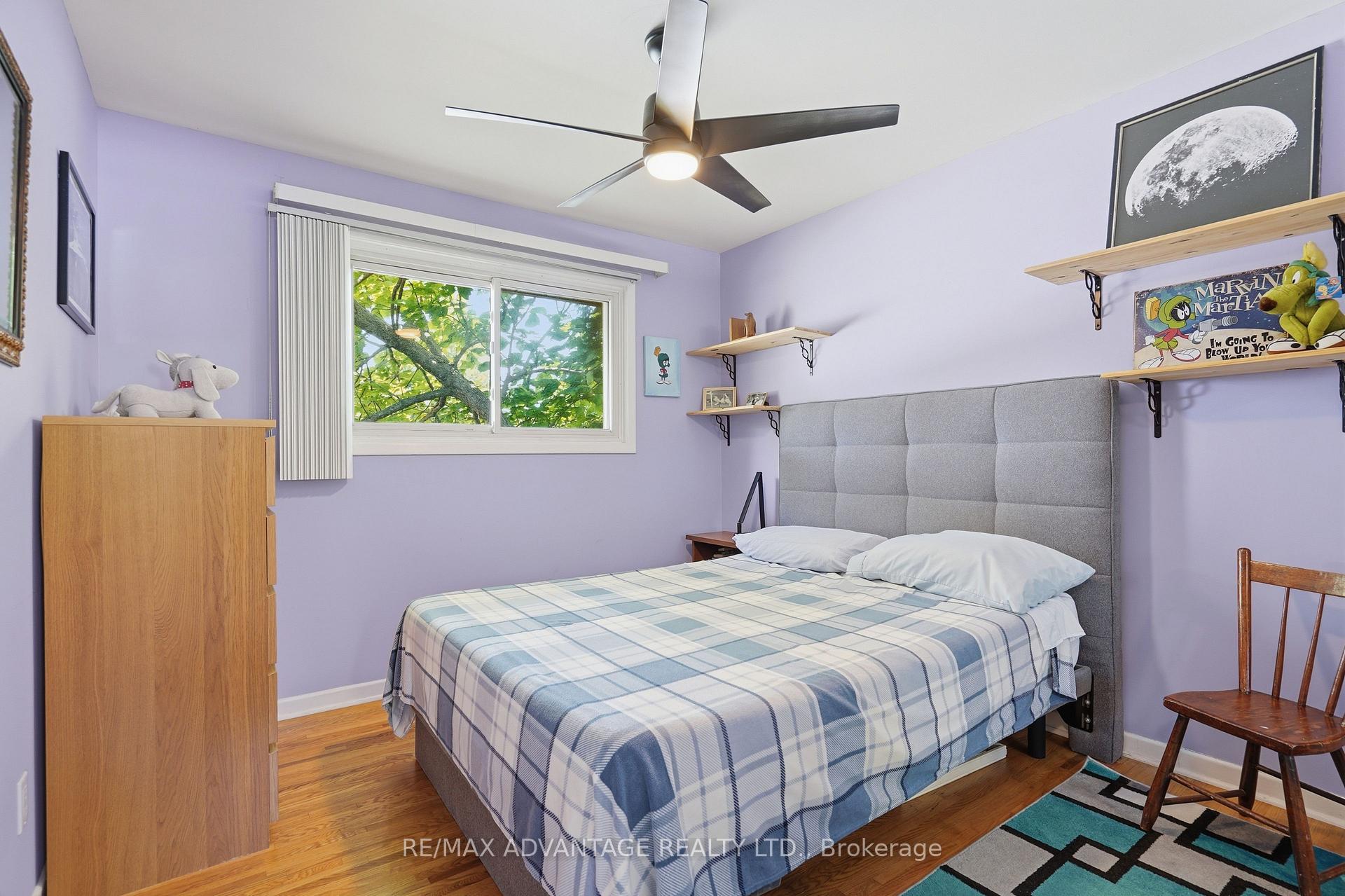 Photo 21 of 120 Champlain Crescent, London, East I — HOMEH