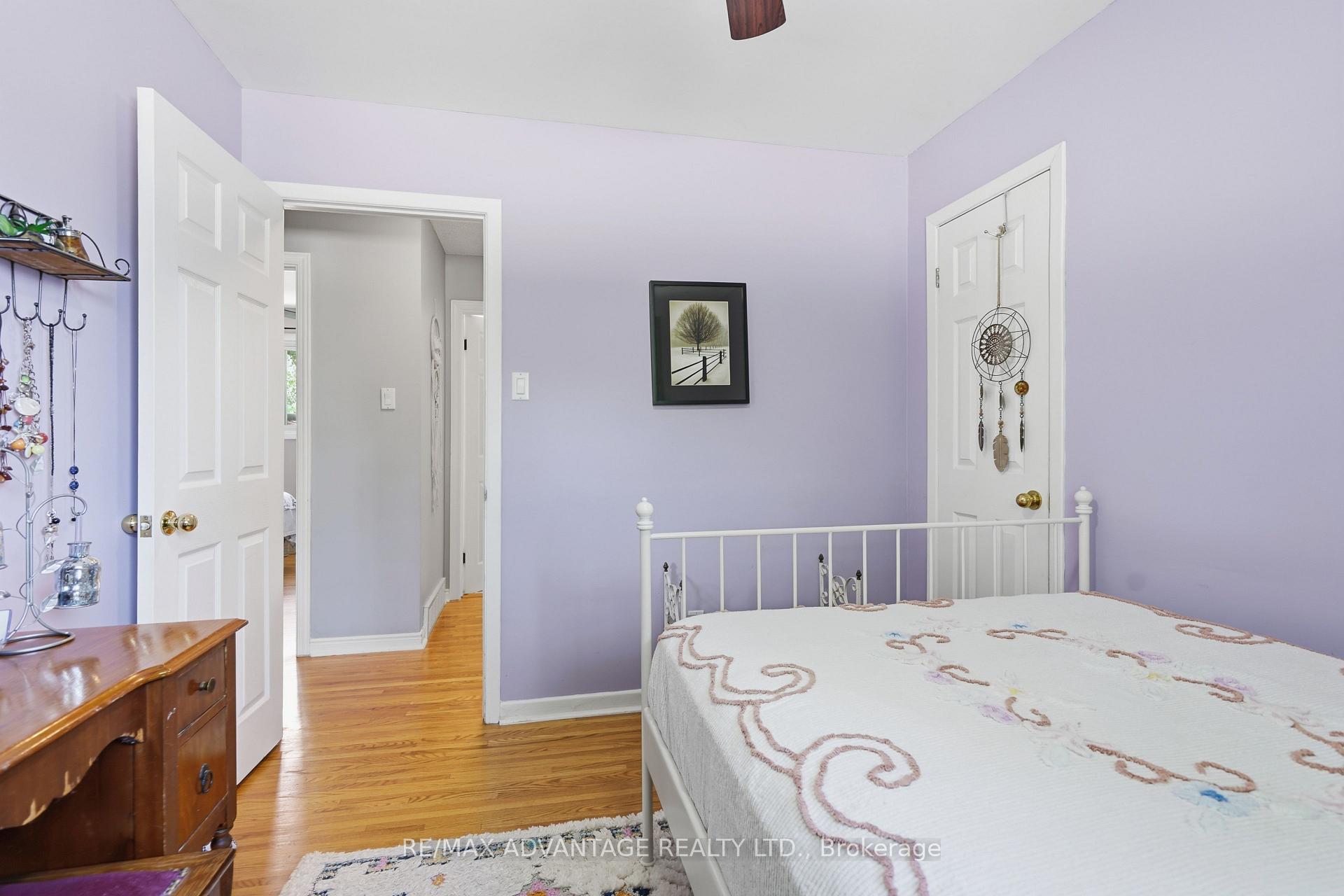 Photo 24 of 120 Champlain Crescent, London, East I — HOMEH