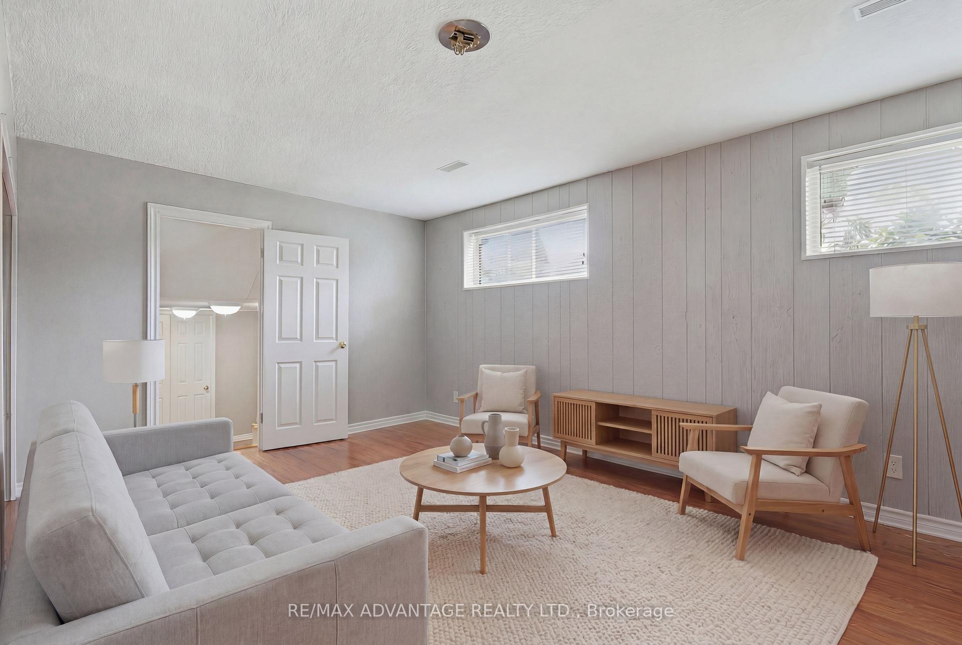 Photo 28 of 120 Champlain Crescent, London, East I — HOMEH