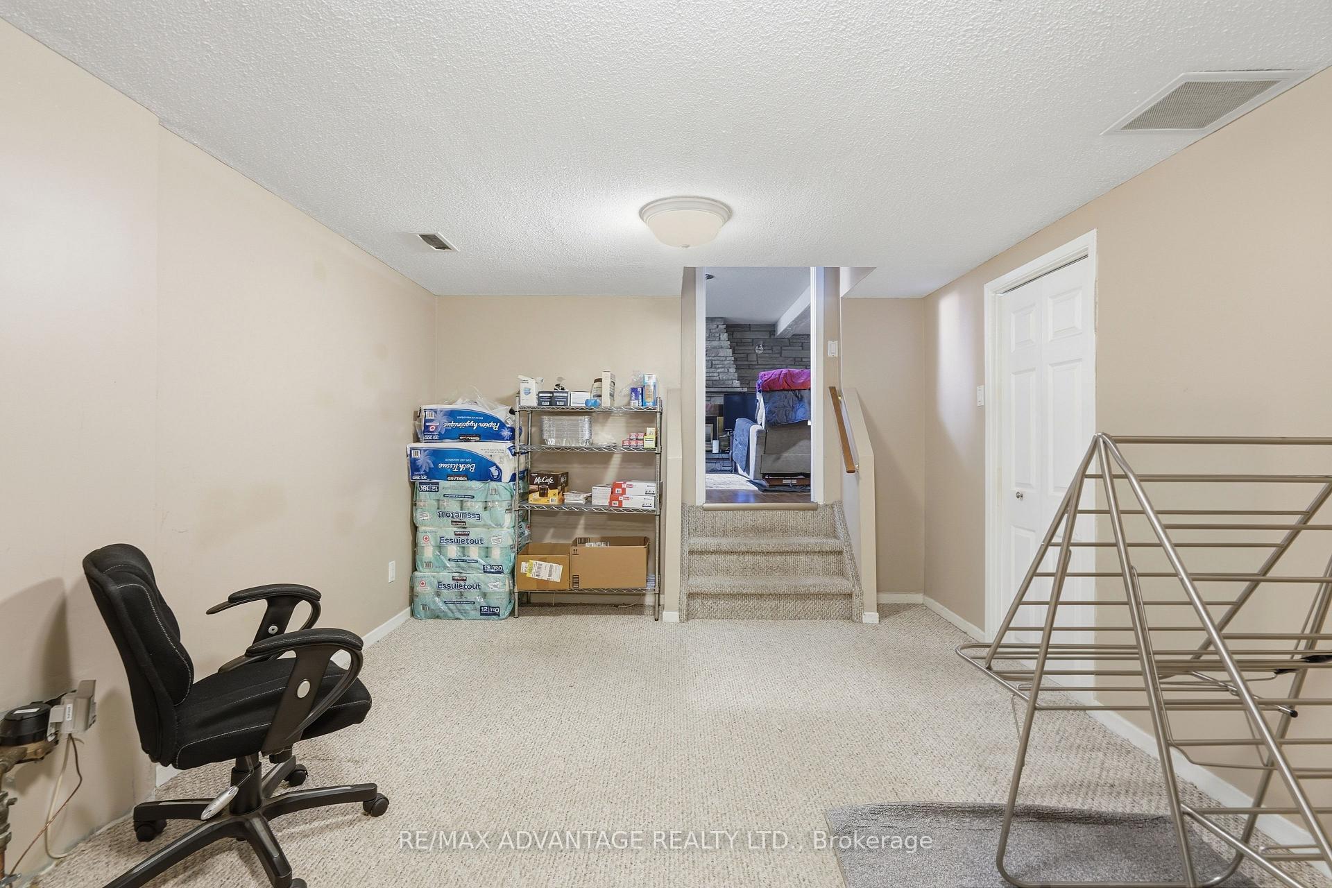Photo 33 of 120 Champlain Crescent, London, East I — HOMEH