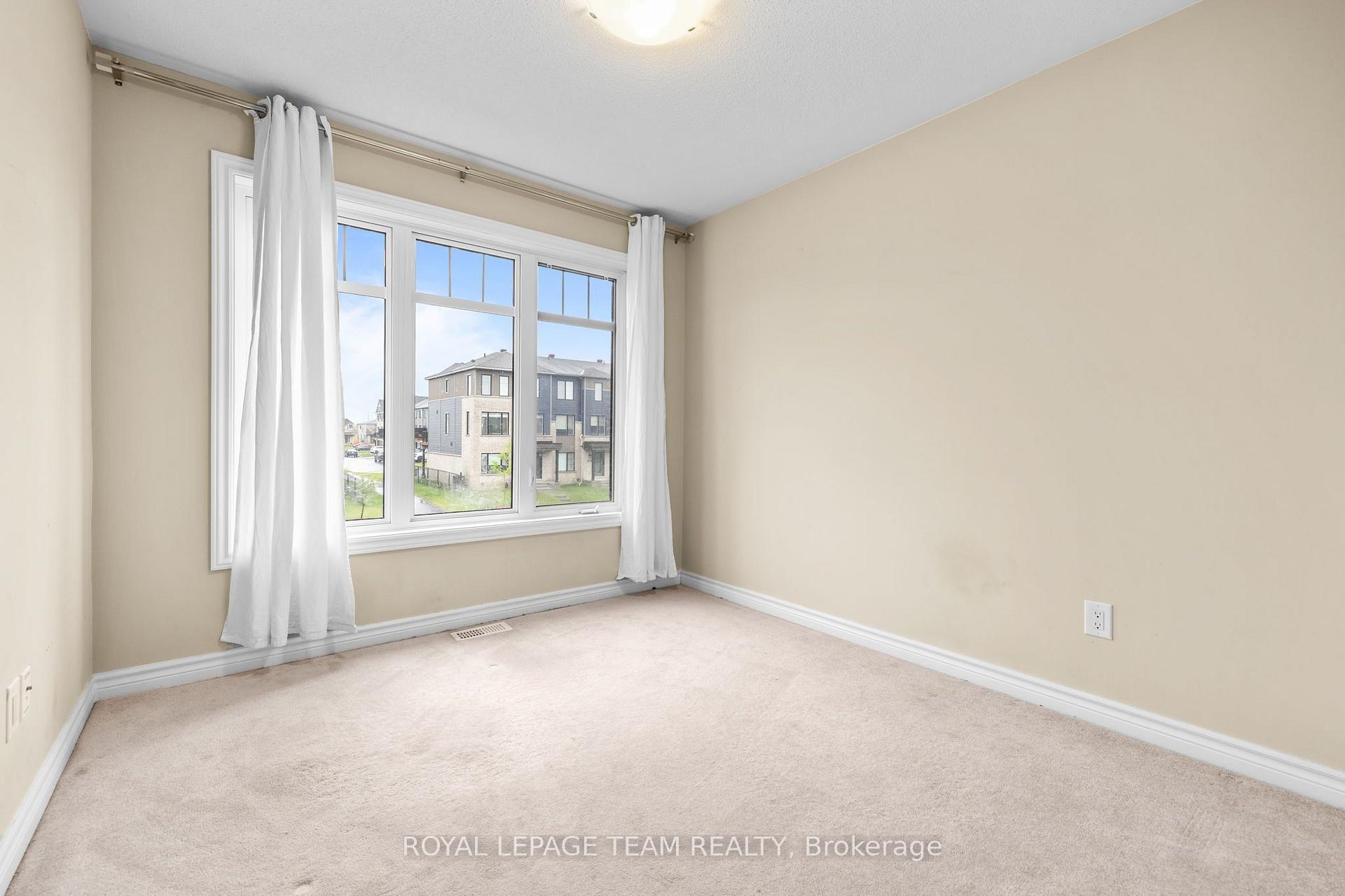 Photo 16 of 200 Gerry Lalonde Drive, Ottawa, Avalon West — HOMEH