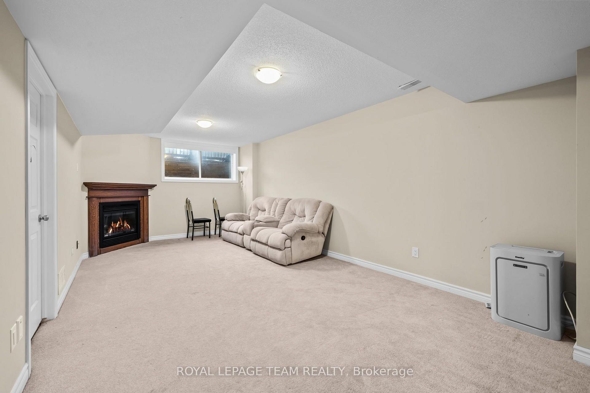 Photo 19 of 200 Gerry Lalonde Drive, Ottawa, Avalon West — HOMEH