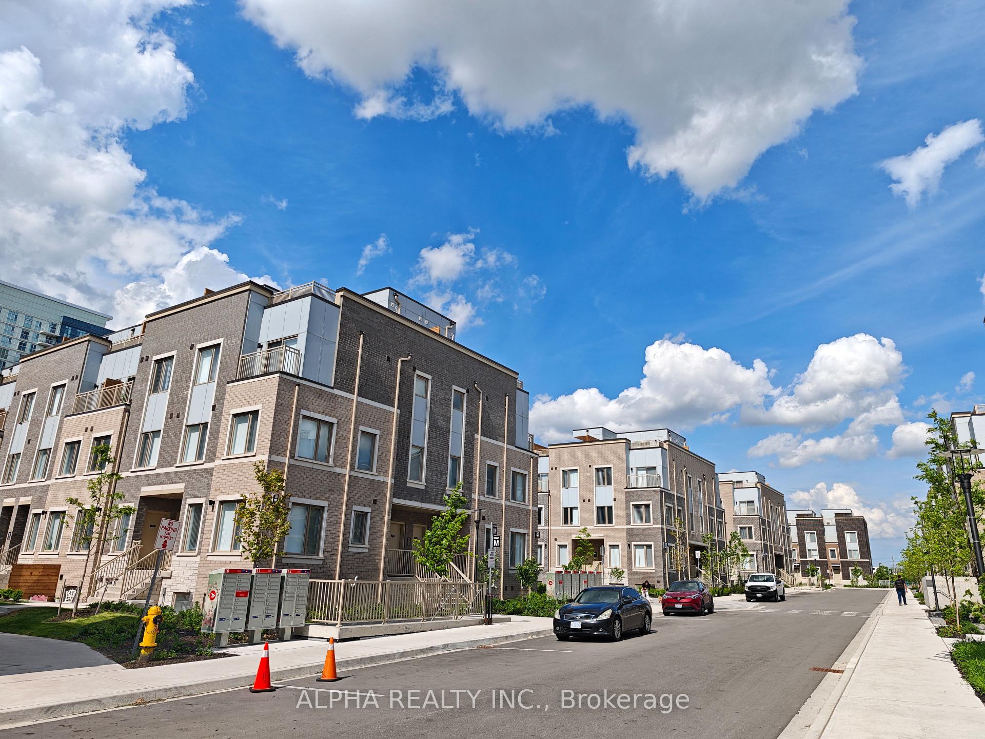 Photo 6 of Unit TH162, 151 Honey Crisp Crescent, Vaughan, Vaughan Corporate Centre — HOMEH