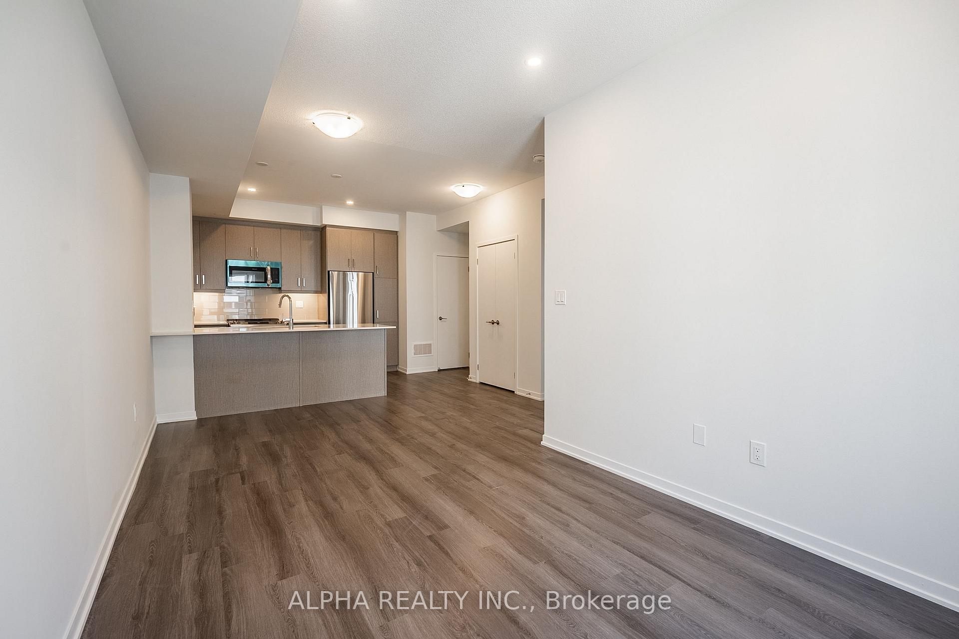 Photo 11 of Unit TH162, 151 Honey Crisp Crescent, Vaughan, Vaughan Corporate Centre — HOMEH