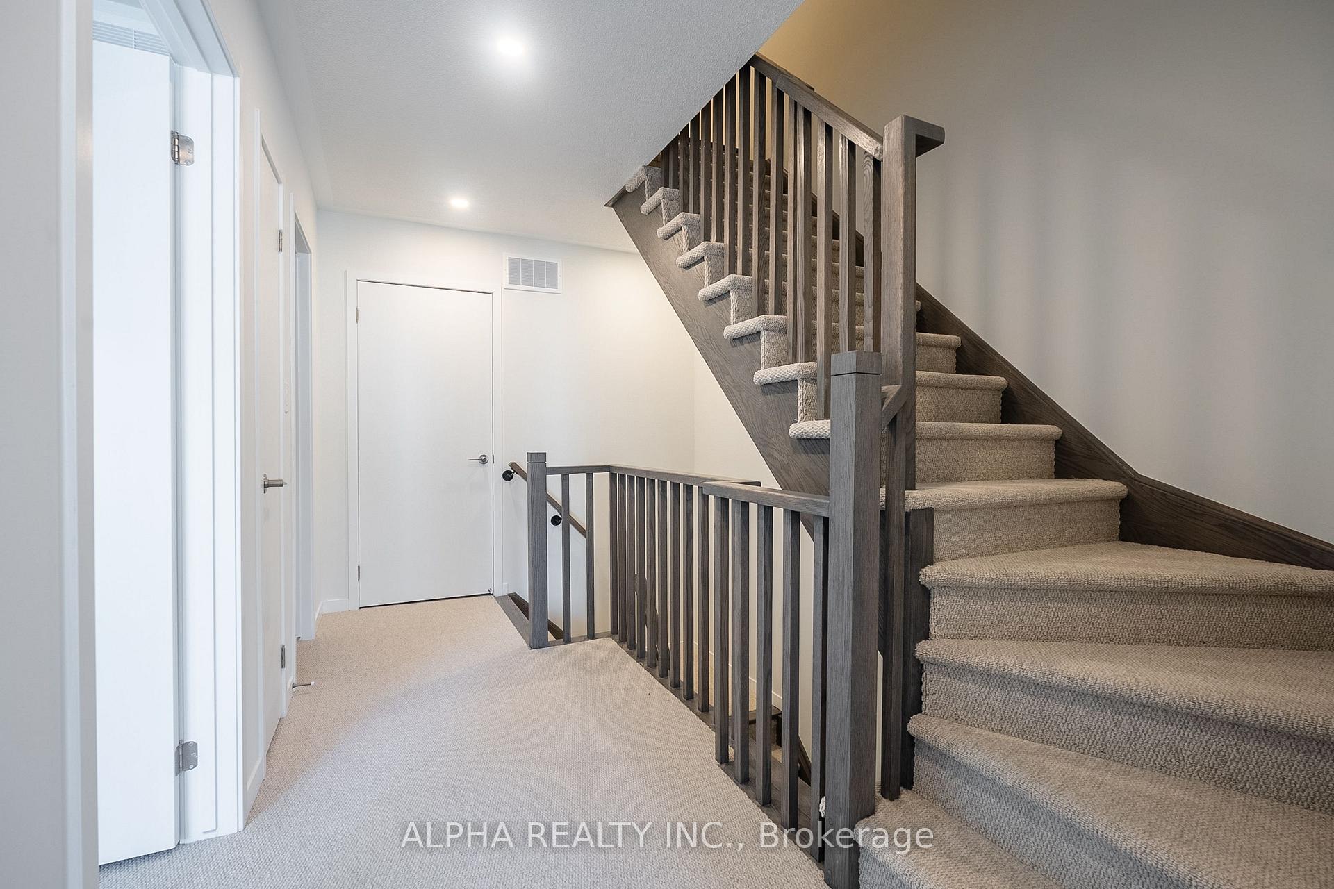 Photo 24 of Unit TH162, 151 Honey Crisp Crescent, Vaughan, Vaughan Corporate Centre — HOMEH