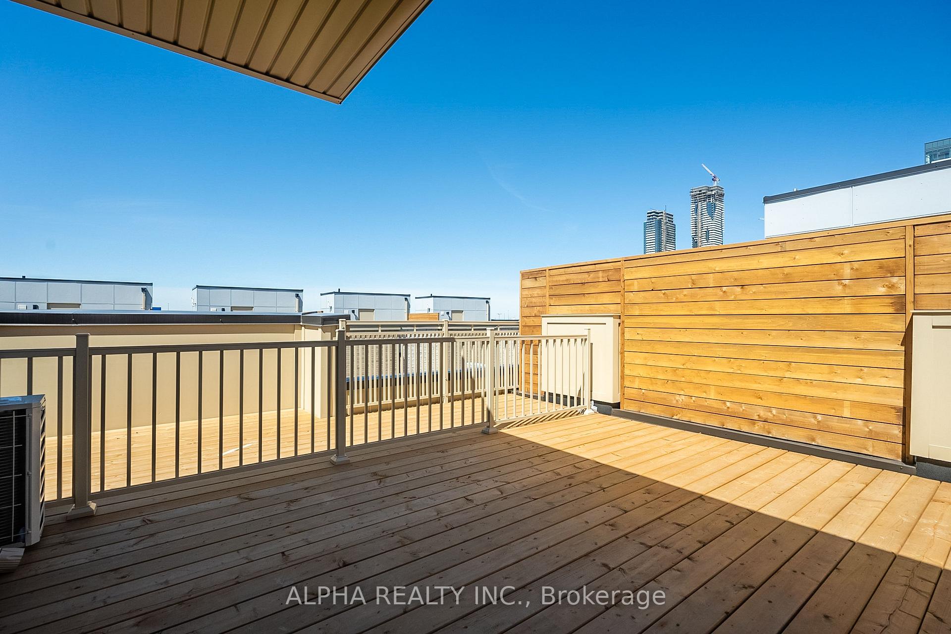 Photo 25 of Unit TH162, 151 Honey Crisp Crescent, Vaughan, Vaughan Corporate Centre — HOMEH