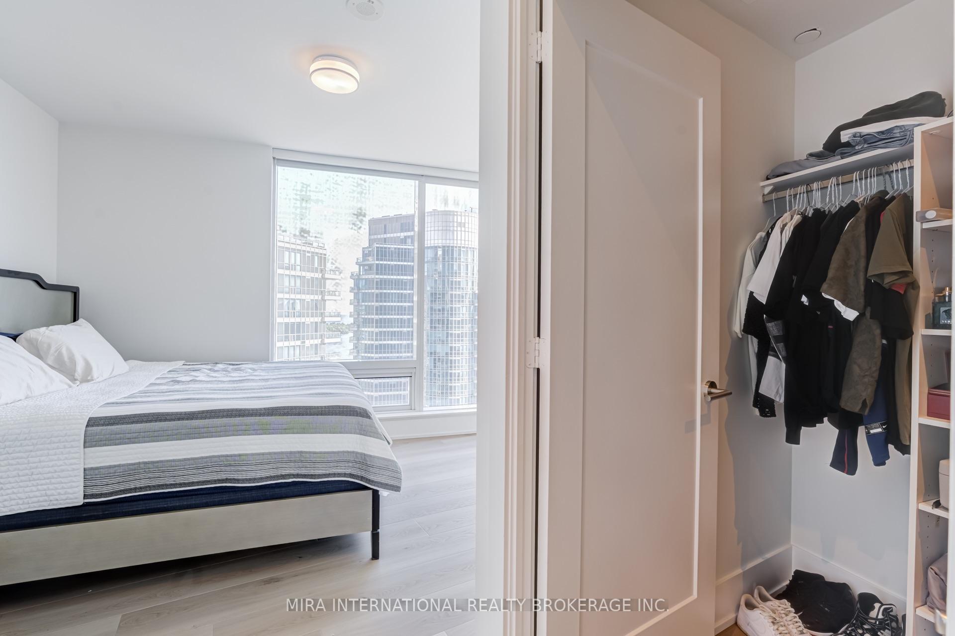 Photo 11 of Unit 3310, 10 York Street, Toronto, Waterfront Communities — HOMEH