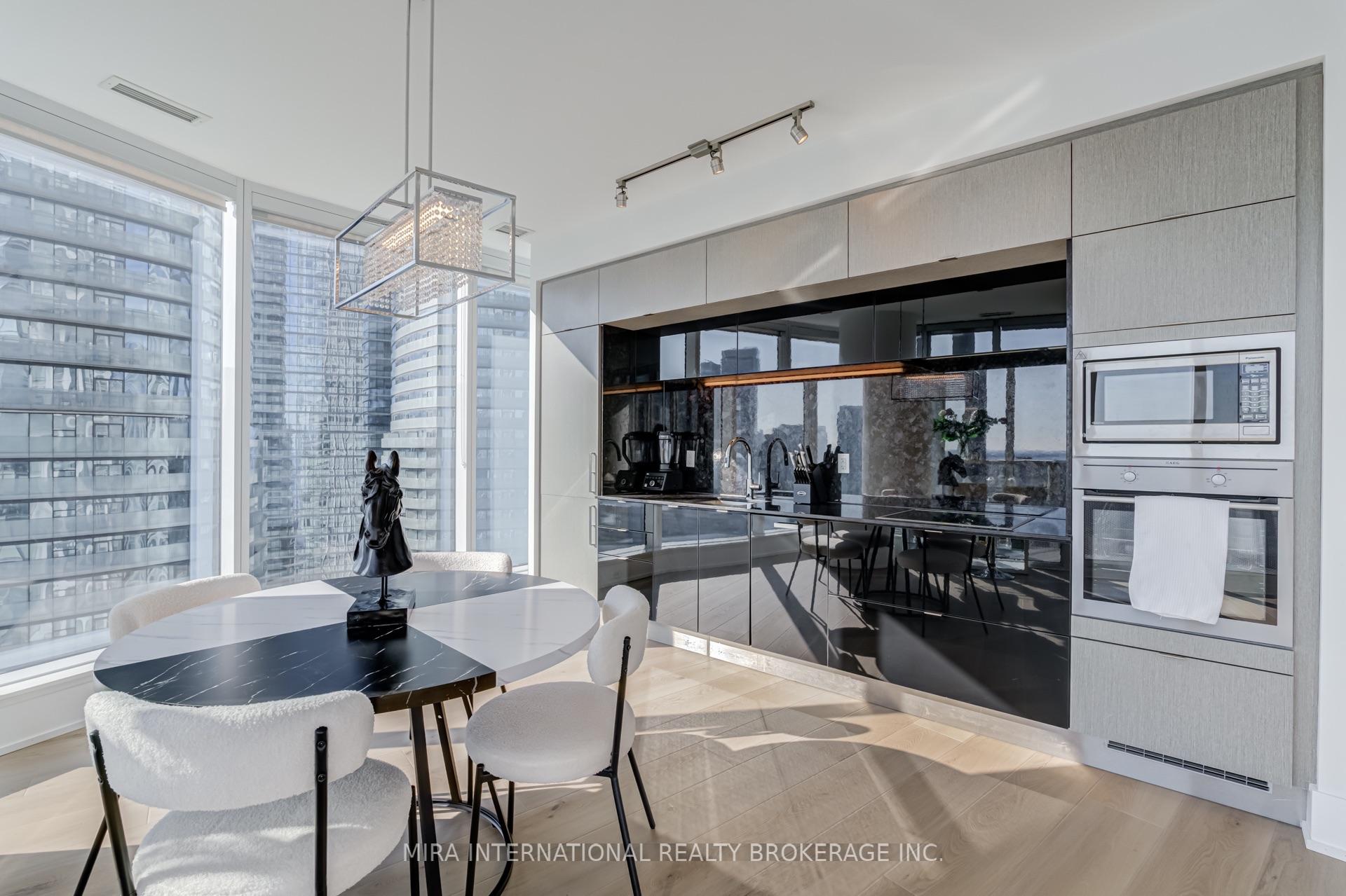 Photo 23 of Unit 3310, 10 York Street, Toronto, Waterfront Communities — HOMEH