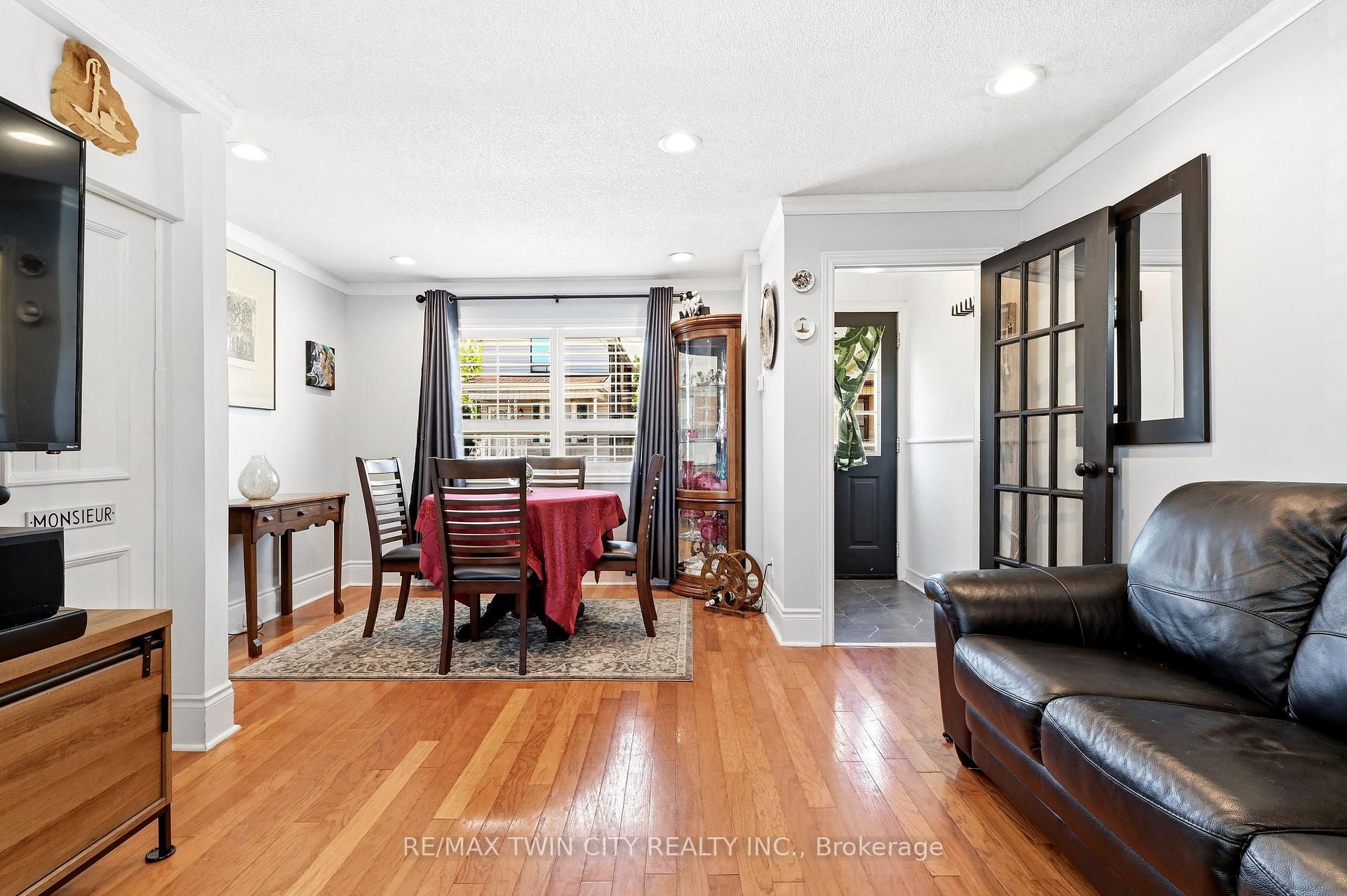 Photo 4 of 23 Britannia Avenue, Hamilton, Crown Point — HOMEH