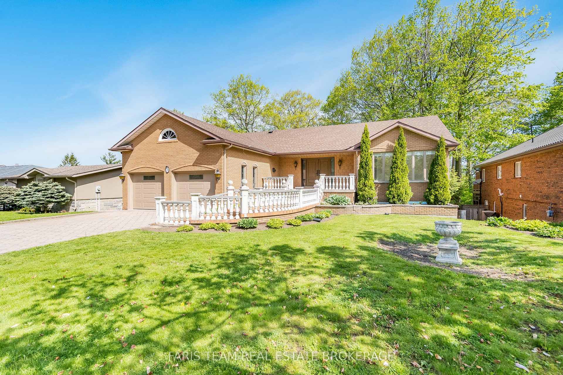 Photo 3 of 58 Woodcrest Road, Barrie, Allandale Heights — HOMEH
