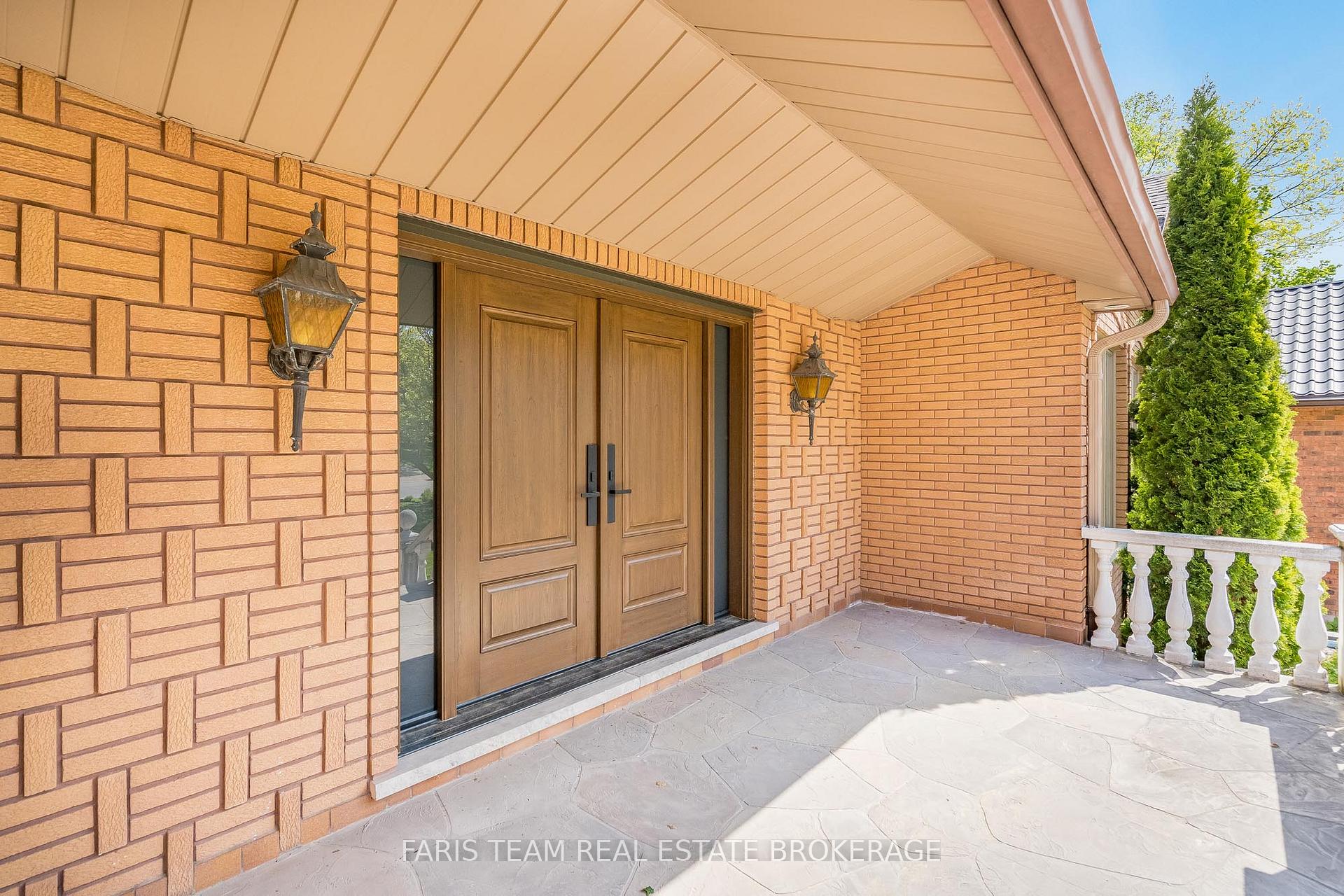 Photo 4 of 58 Woodcrest Road, Barrie, Allandale Heights — HOMEH