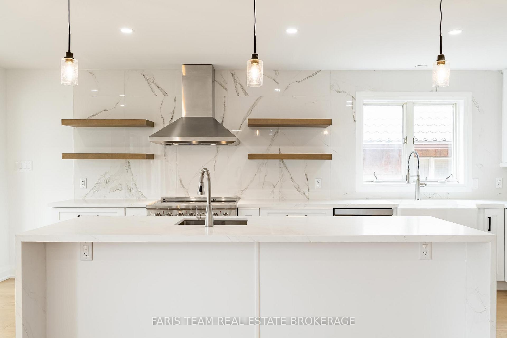 Photo 9 of 58 Woodcrest Road, Barrie, Allandale Heights — HOMEH