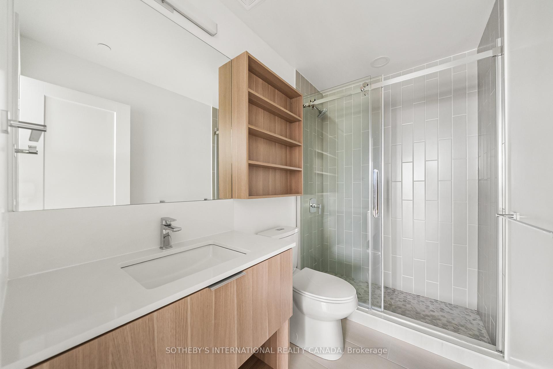 Photo 15 of Unit 1417, 88 Bathurst Street, Toronto, Niagara — HOMEH
