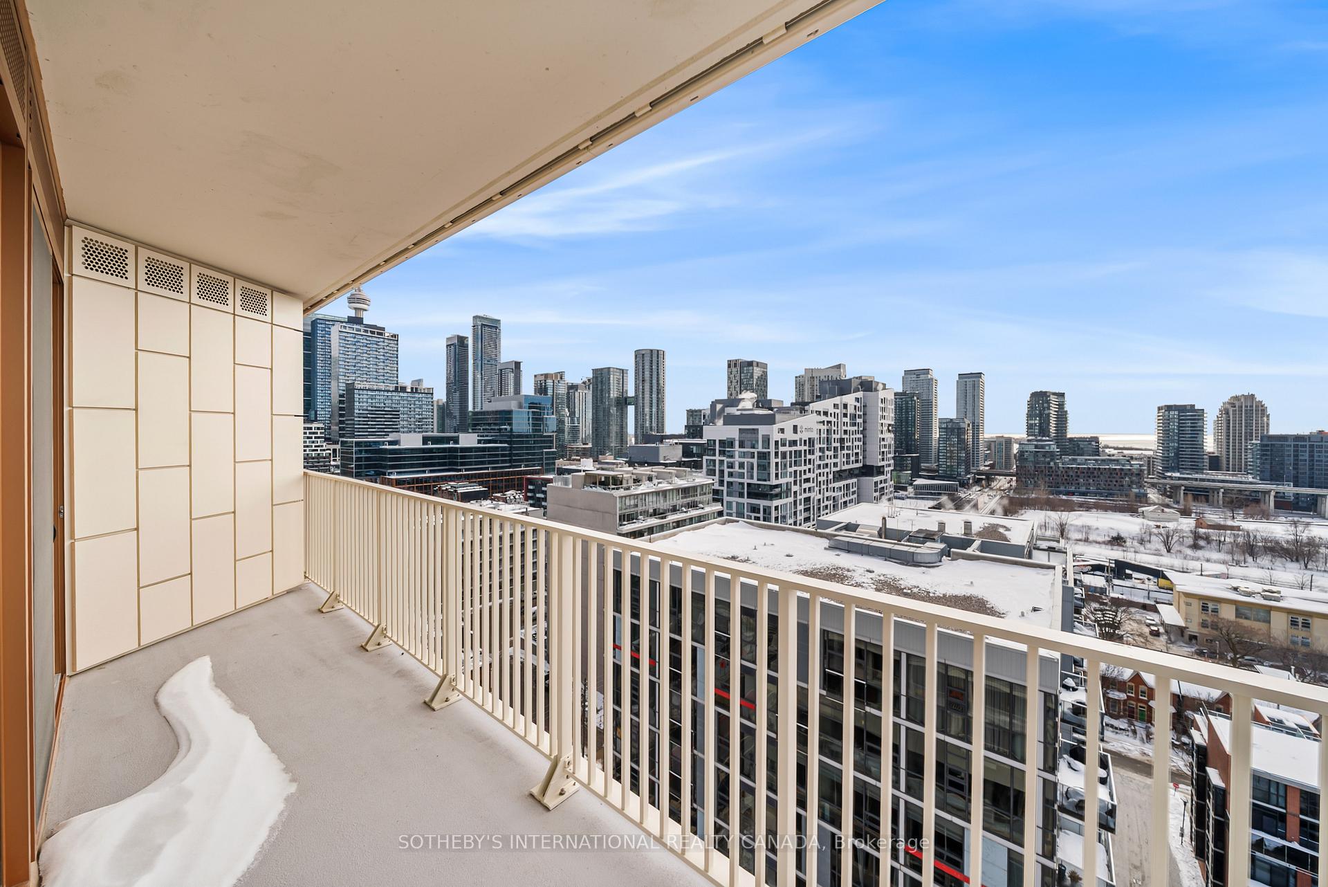 Photo 23 of Unit 1417, 88 Bathurst Street, Toronto, Niagara — HOMEH