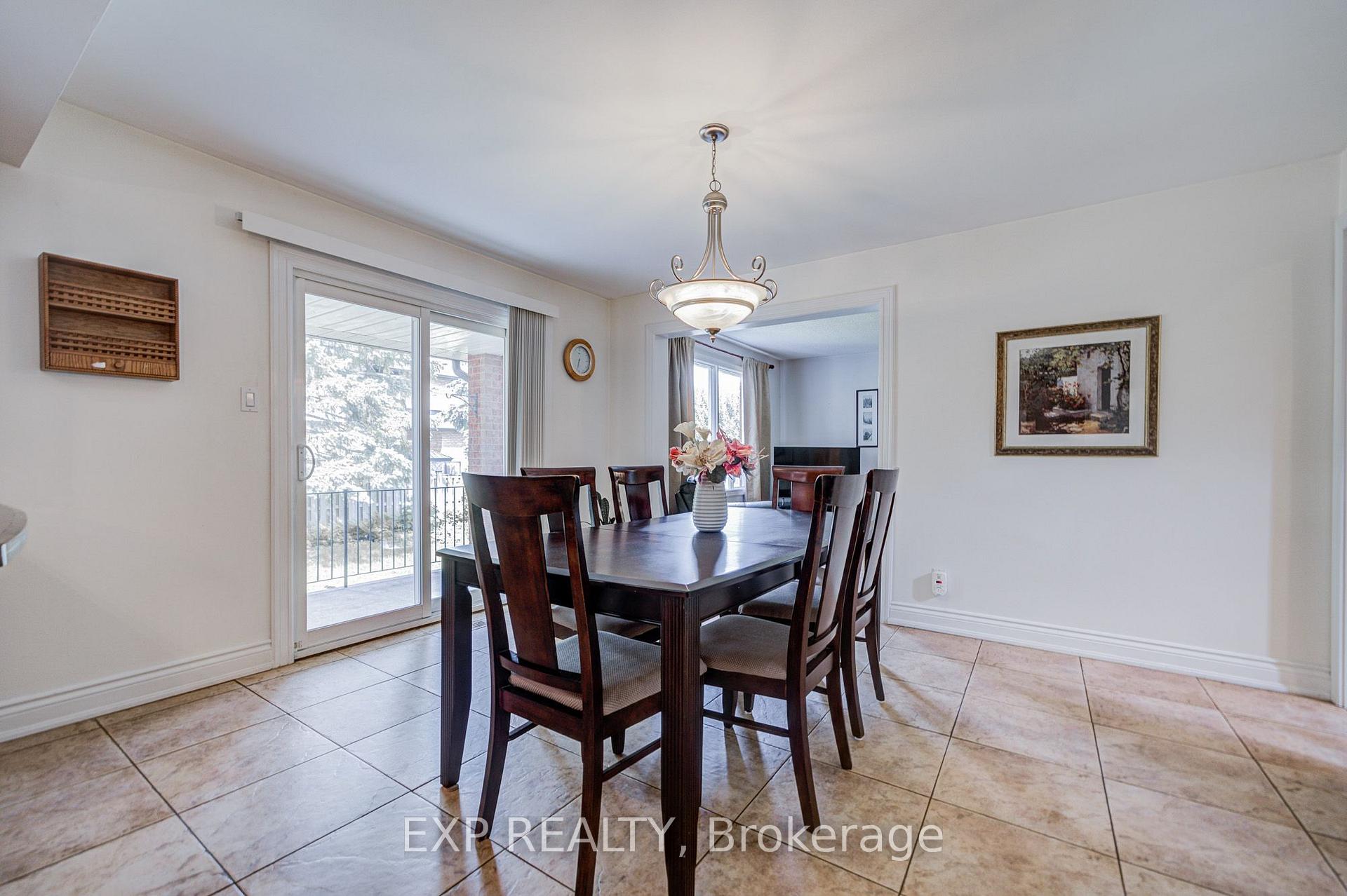 Photo 10 of 46 Eden Avenue, Markham, Milliken Mills East — HOMEH