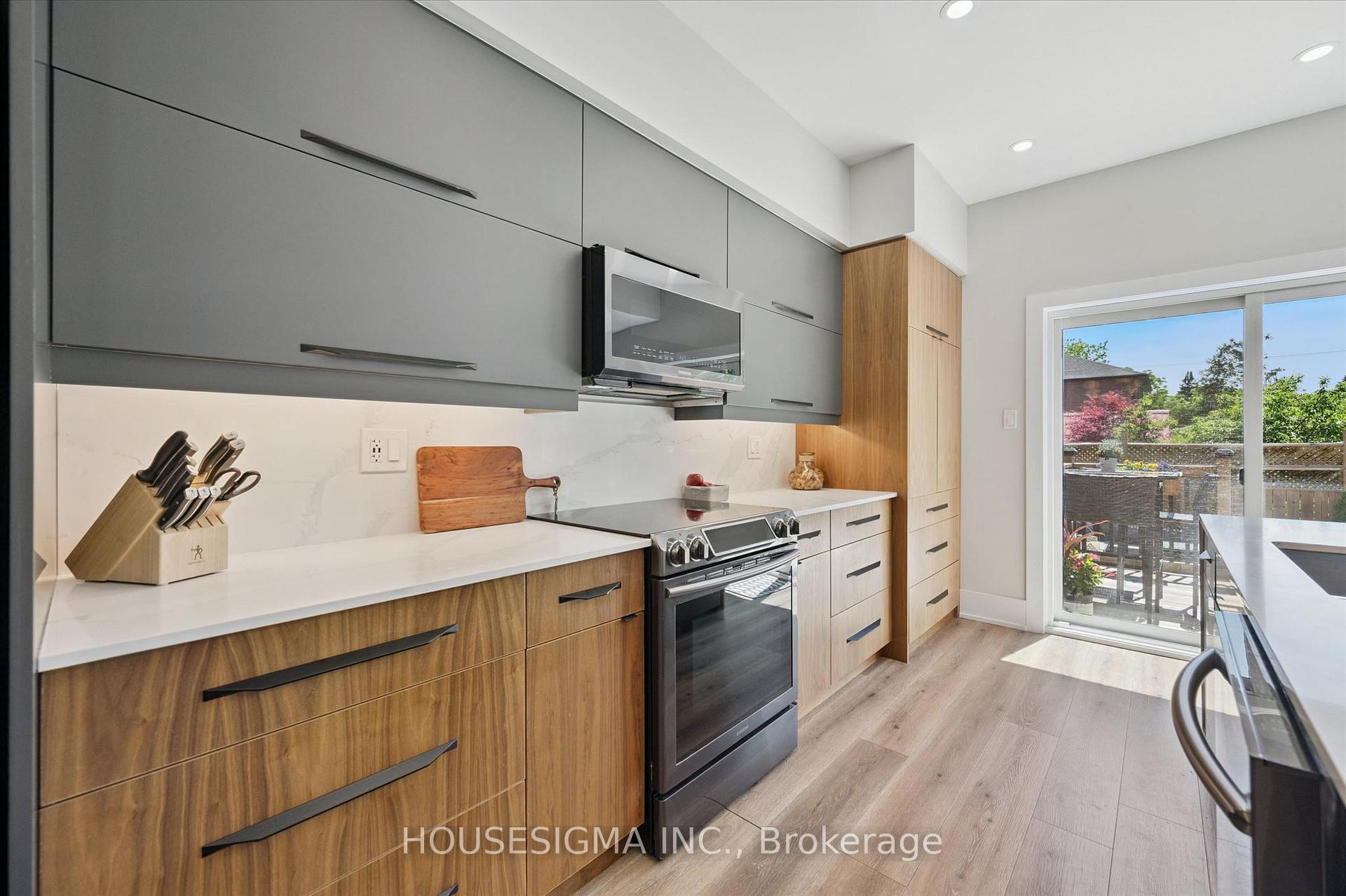 Photo 12 of 63 Plymouth Road, Kitchener, Eastwood — HOMEH