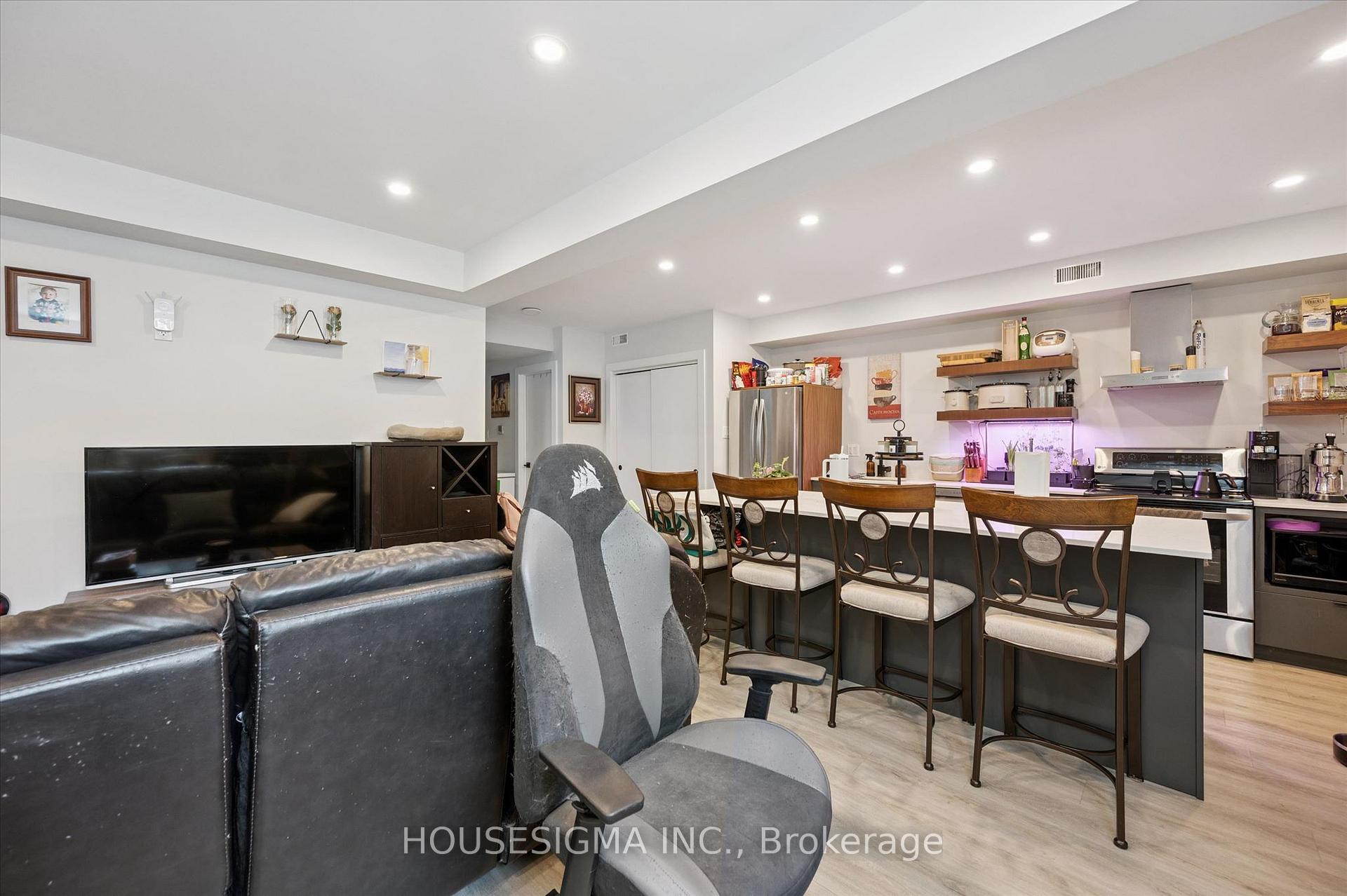 Photo 34 of 63 Plymouth Road, Kitchener, Eastwood — HOMEH