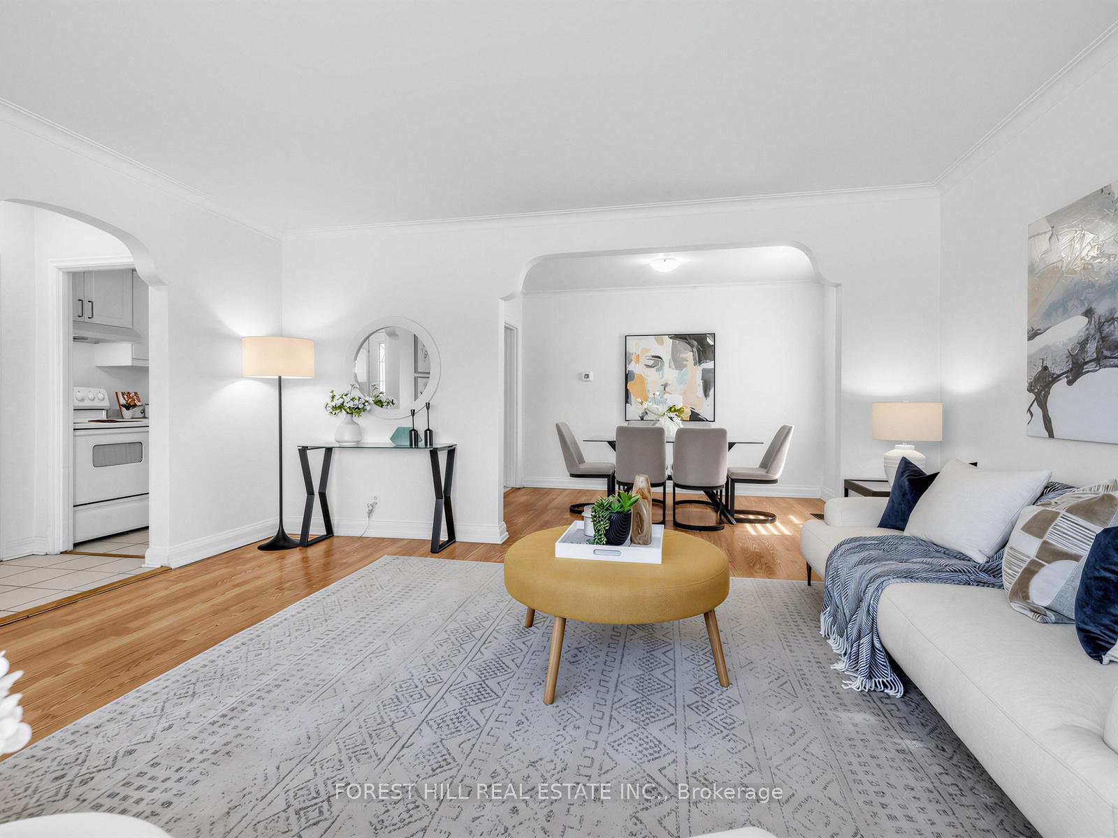 Photo 11 of 101 Whitley Avenue, North York, Downsview-Roding-CFB — HOMEH